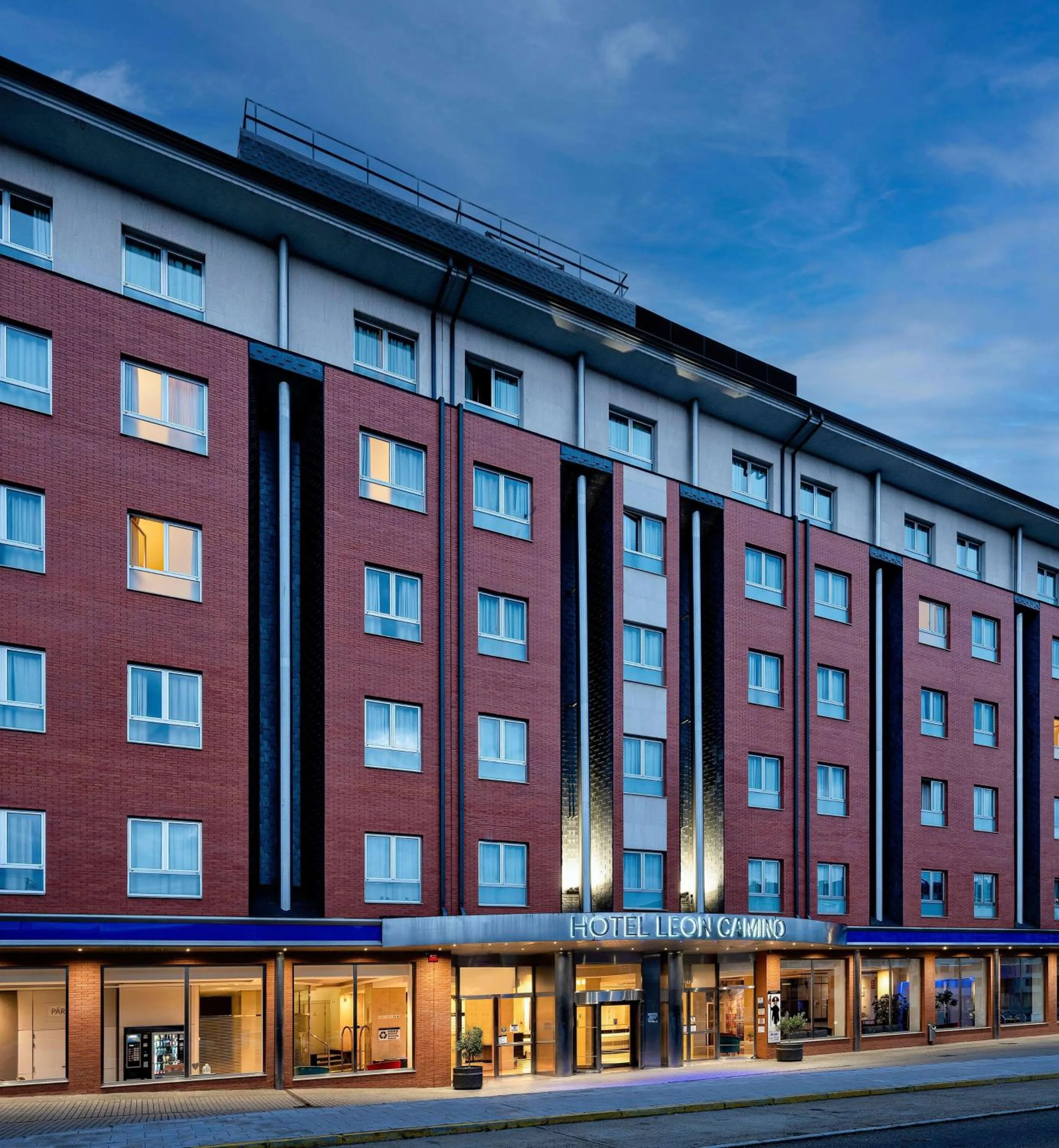 Property building in Hotel Zentral León