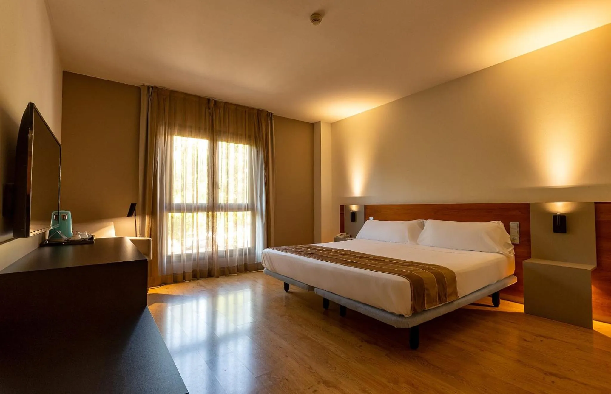 Photo of the whole room, Bed in Vértice Indalo Almería
