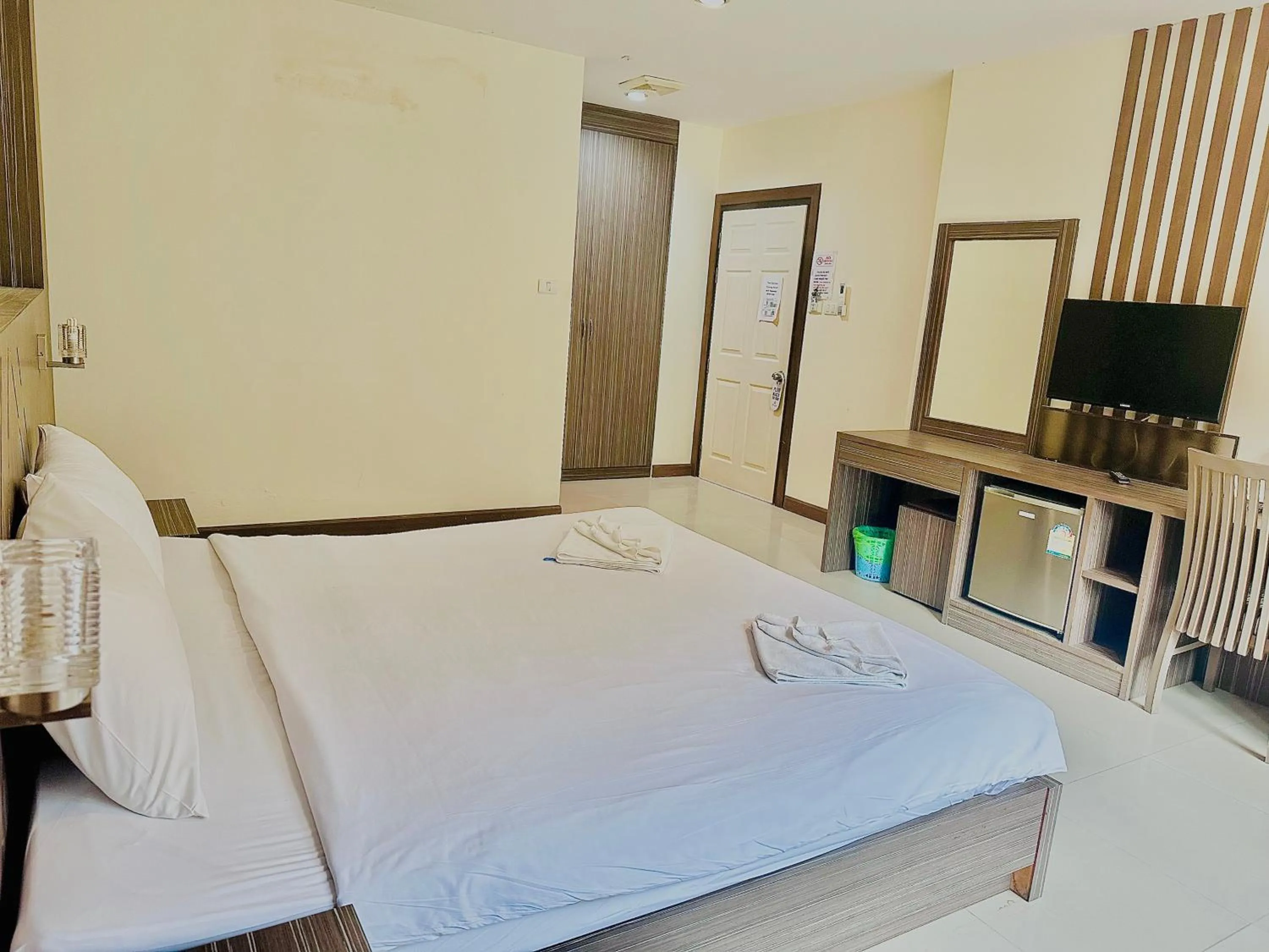 Bed in Cocoon Patong Hotel