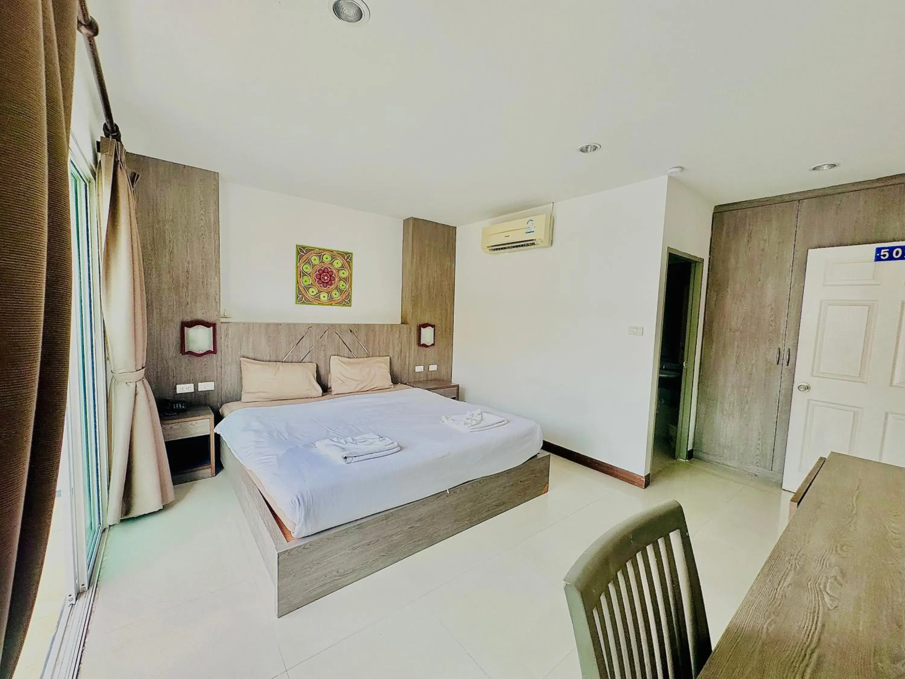 Deluxe Room in Cocoon Patong Hotel Deluxe Room in Cocoon Patong Hotel