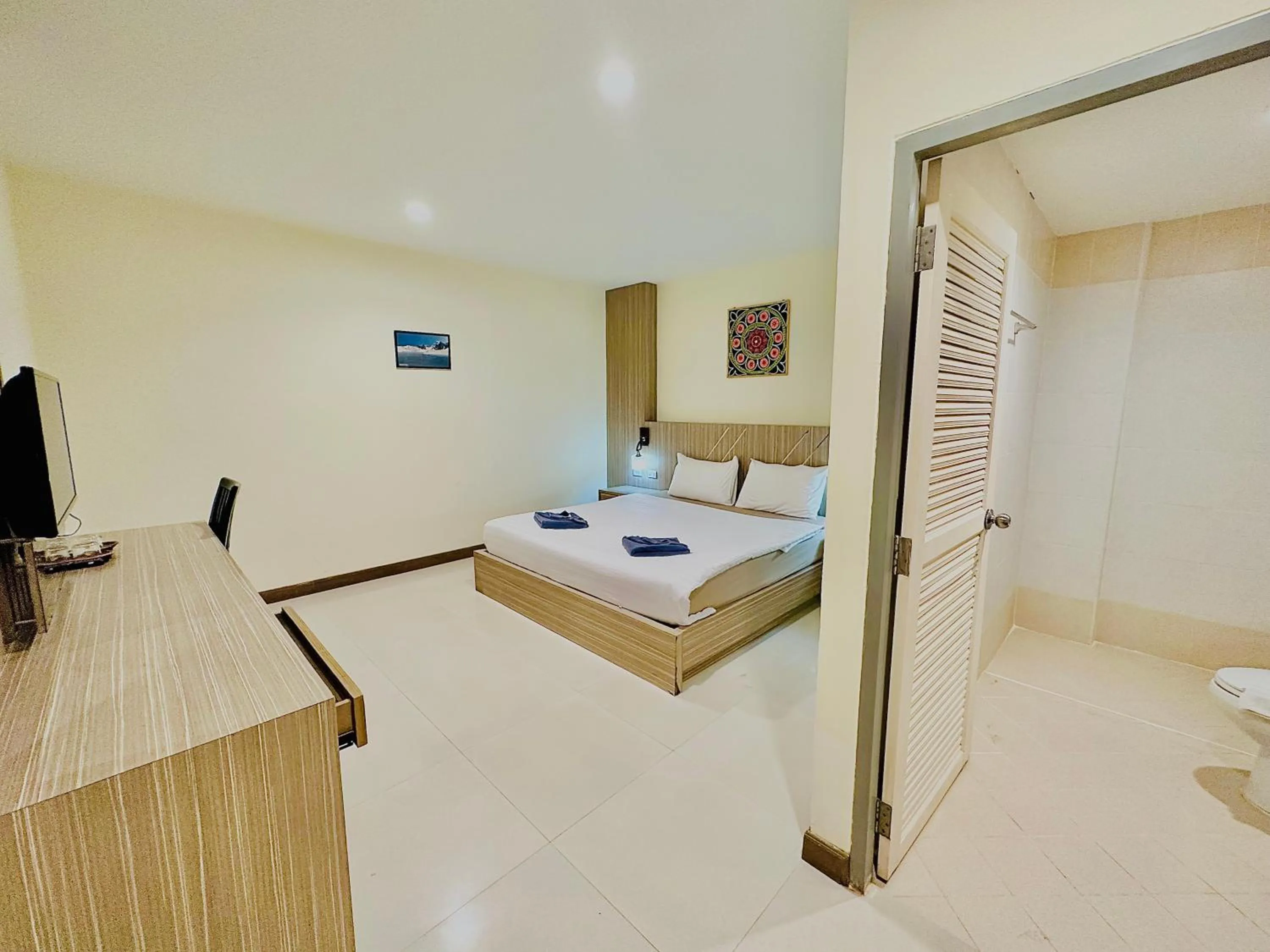 Bed in Cocoon Patong Hotel