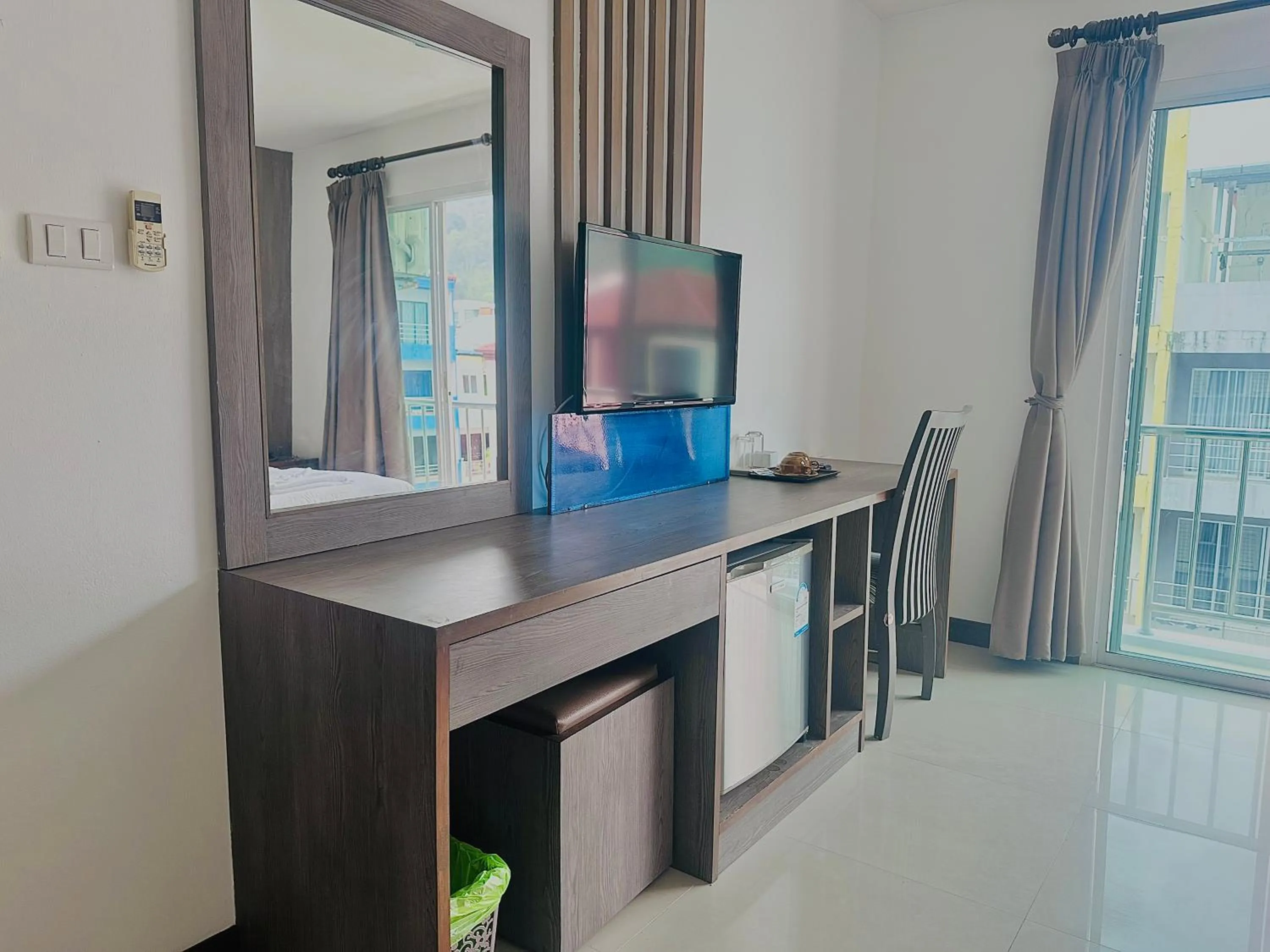 TV and multimedia in Cocoon Patong Hotel