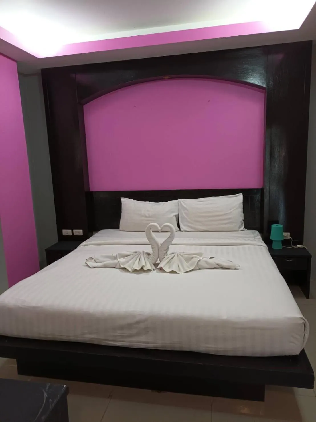 Bed in Lavender Patong Hotel