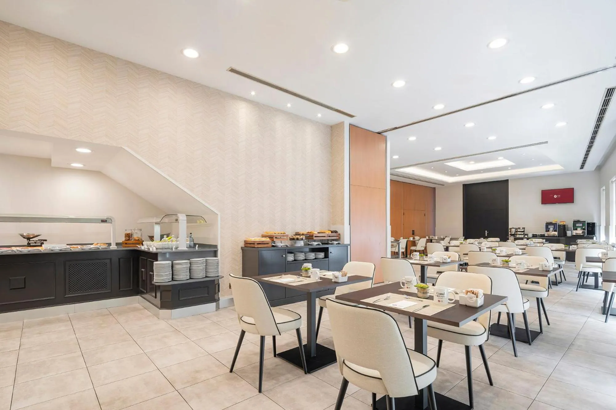 Restaurant/places to eat in Exe Coruña