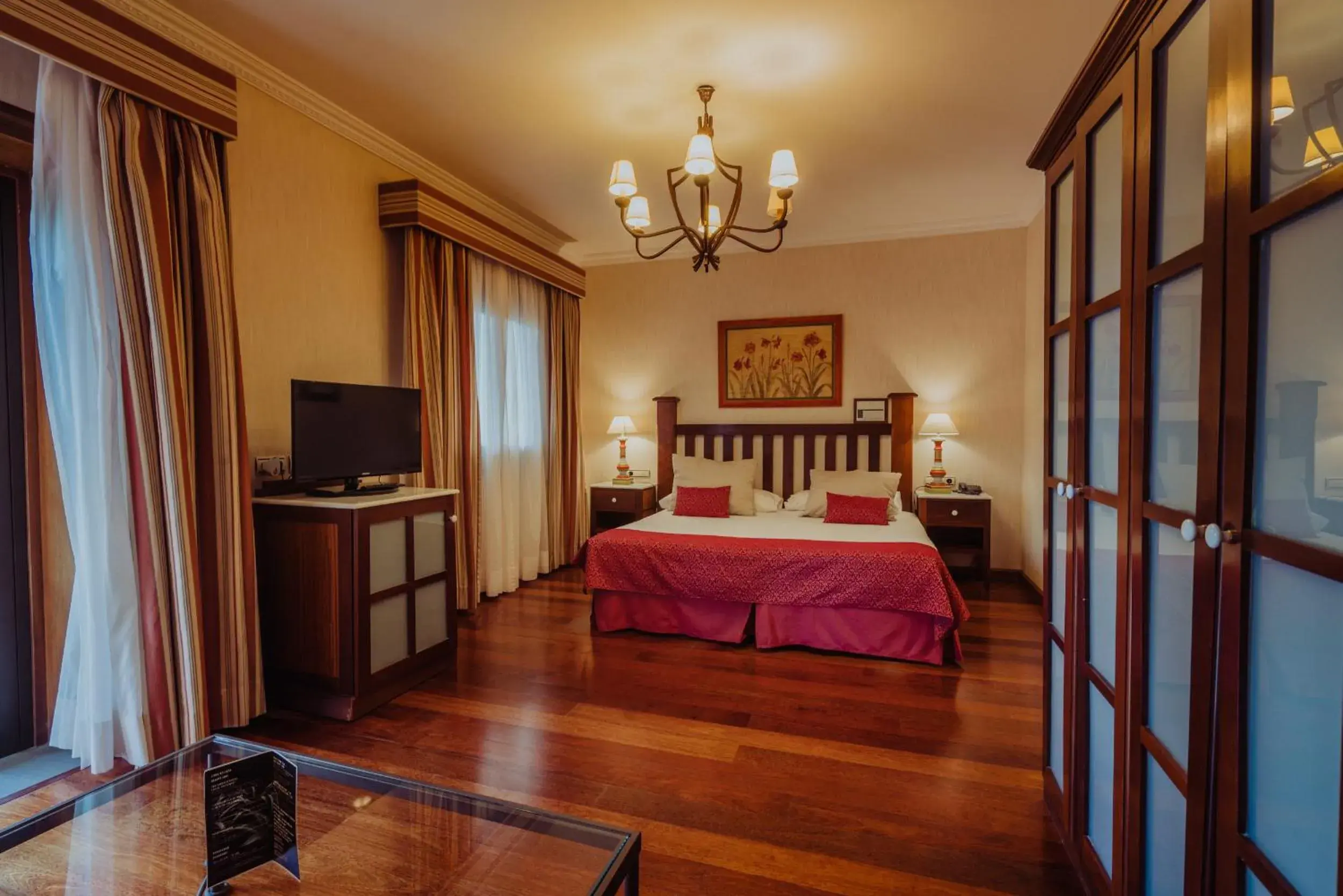 Superior Double Room with Garden View in Hotel Spa Villalba Superior Double Room with Garden View in Hotel Spa Villalba