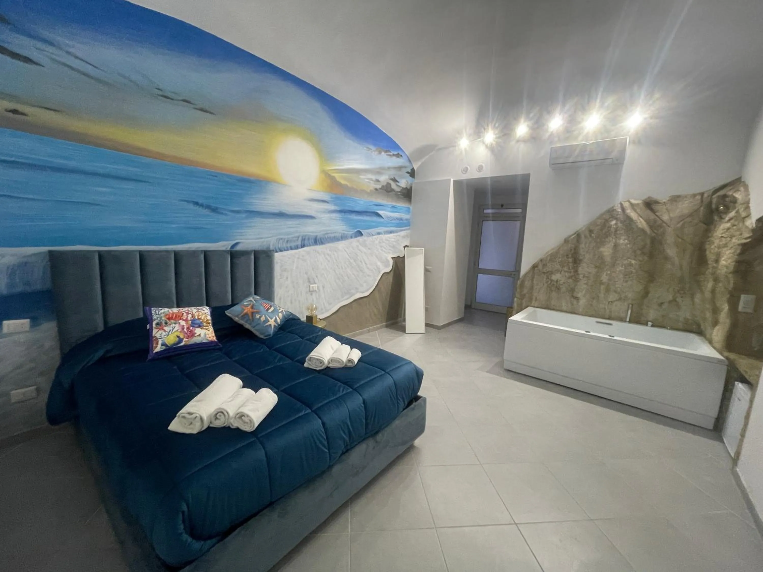 Bed in B&B suite anfiteatro Pozzuoli