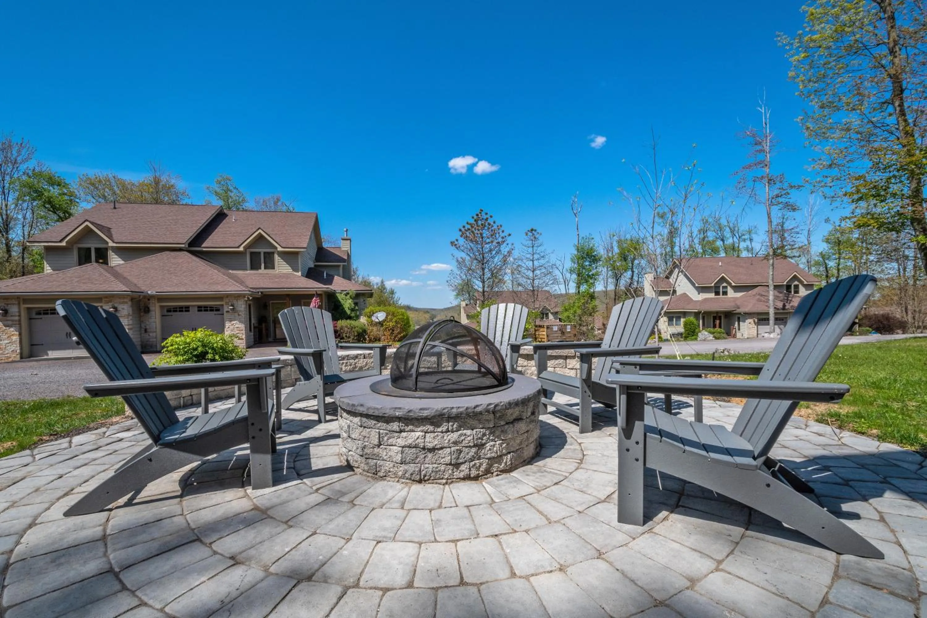 Property building in Alla Famiglia