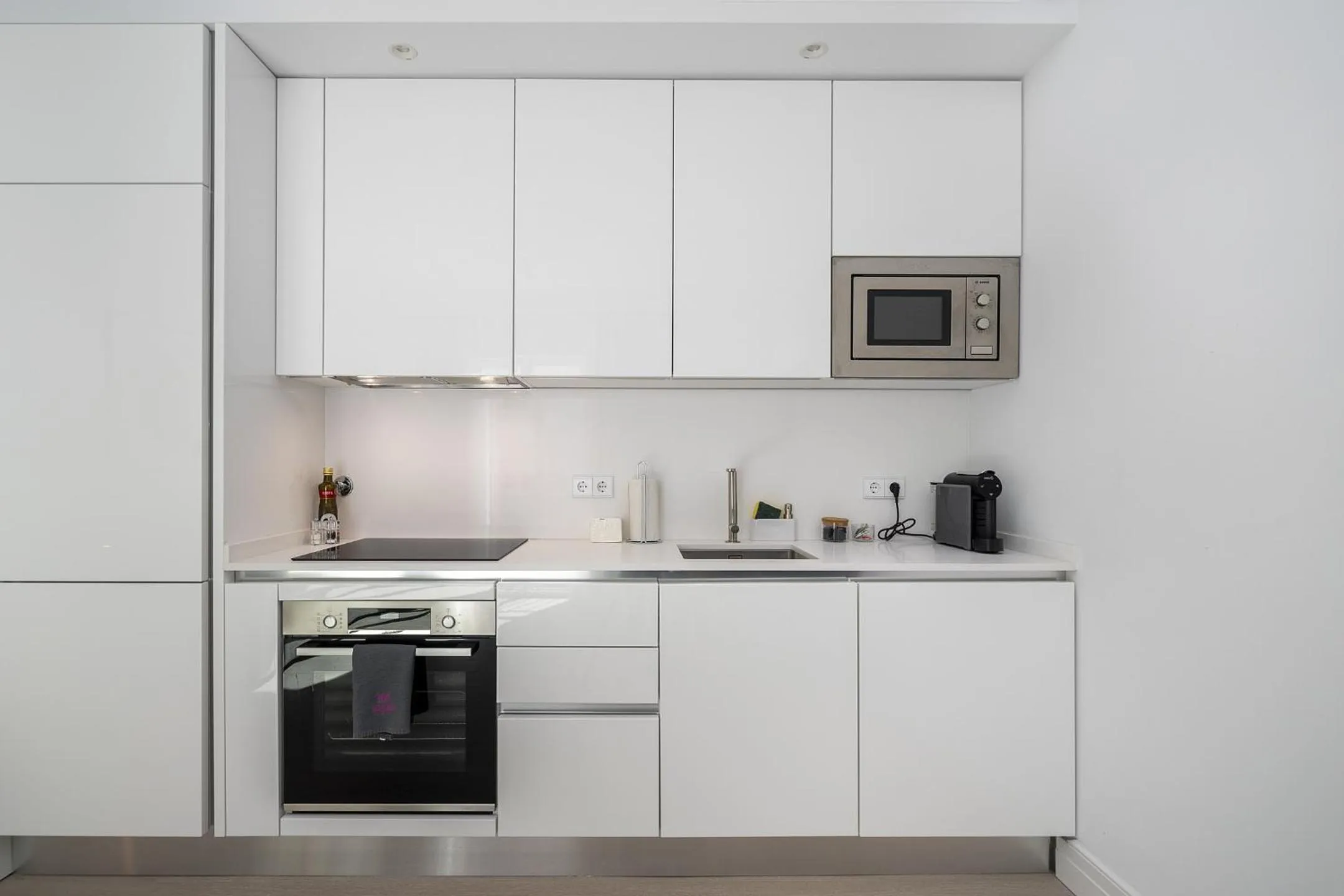 Kitchen or kitchenette in Les Deux Mariettes Apartments & Suites