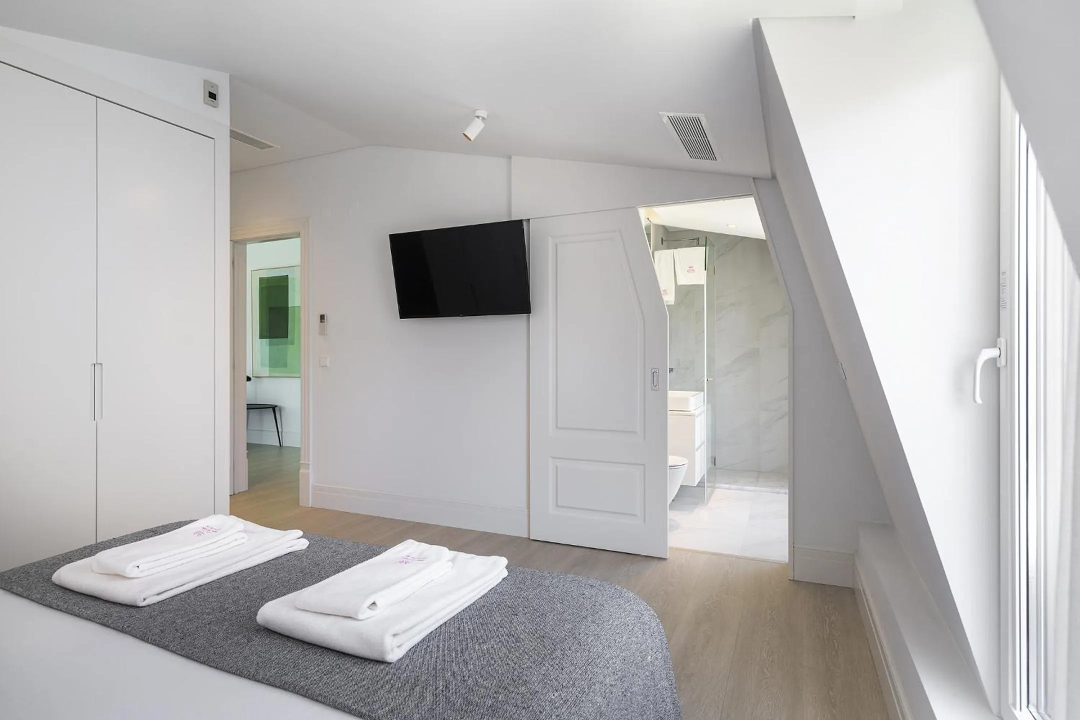 Bedroom, Bed in Les Deux Mariettes Apartments & Suites