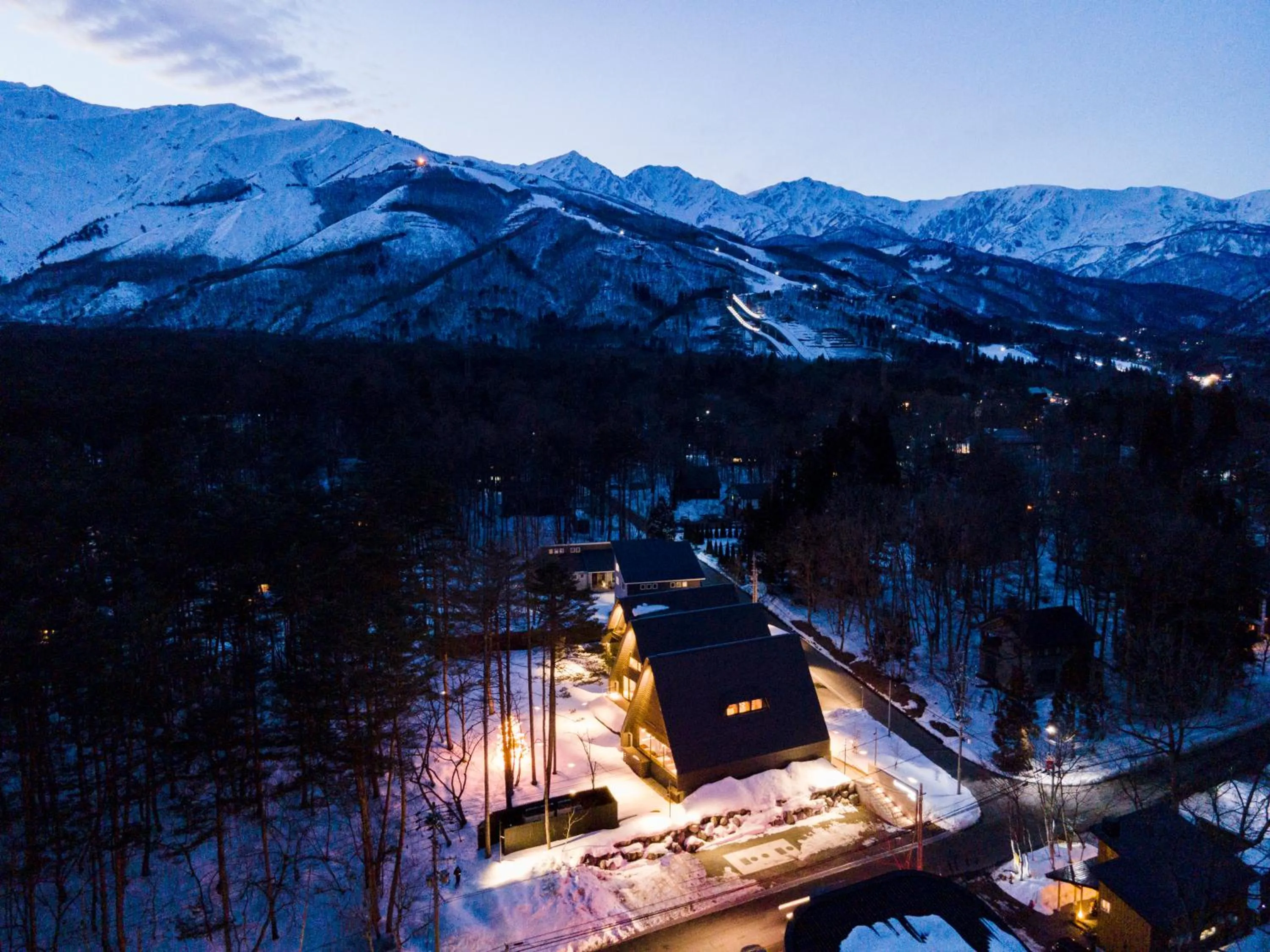 Property building in KanollyResorts Hakuba