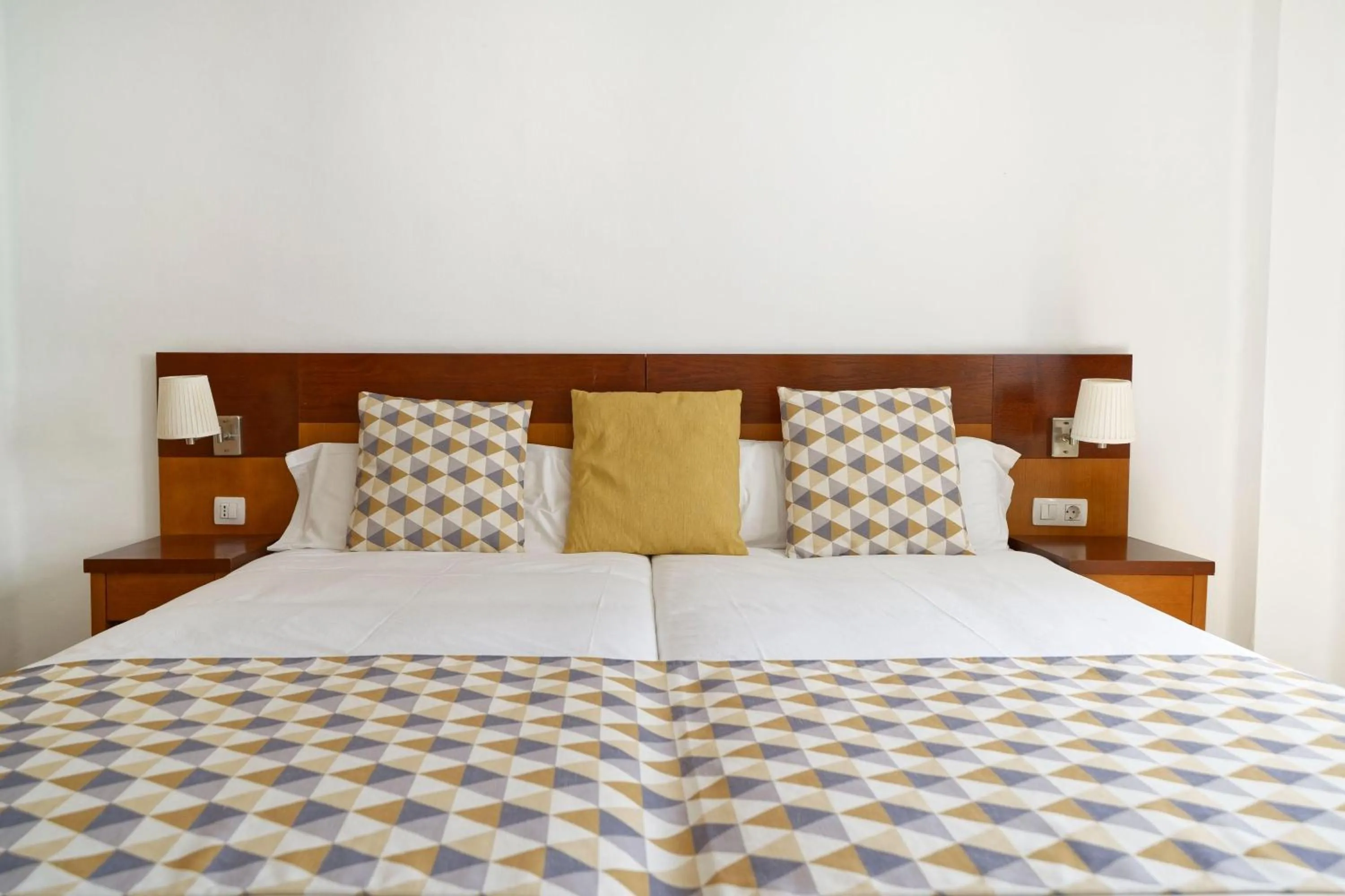 Photo of the whole room, Bed in Labranda Playa Club