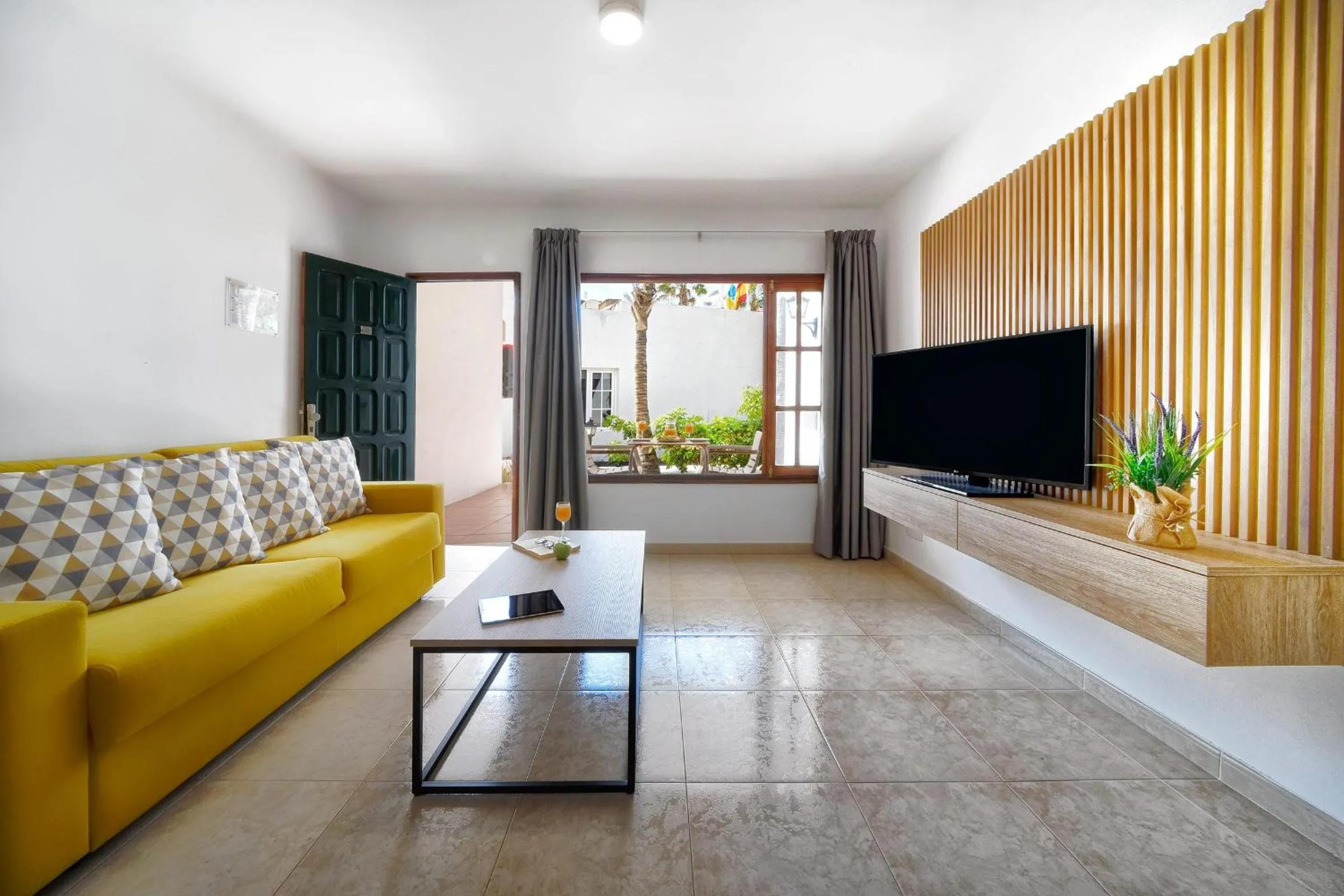 Photo of the whole room in Labranda Playa Club