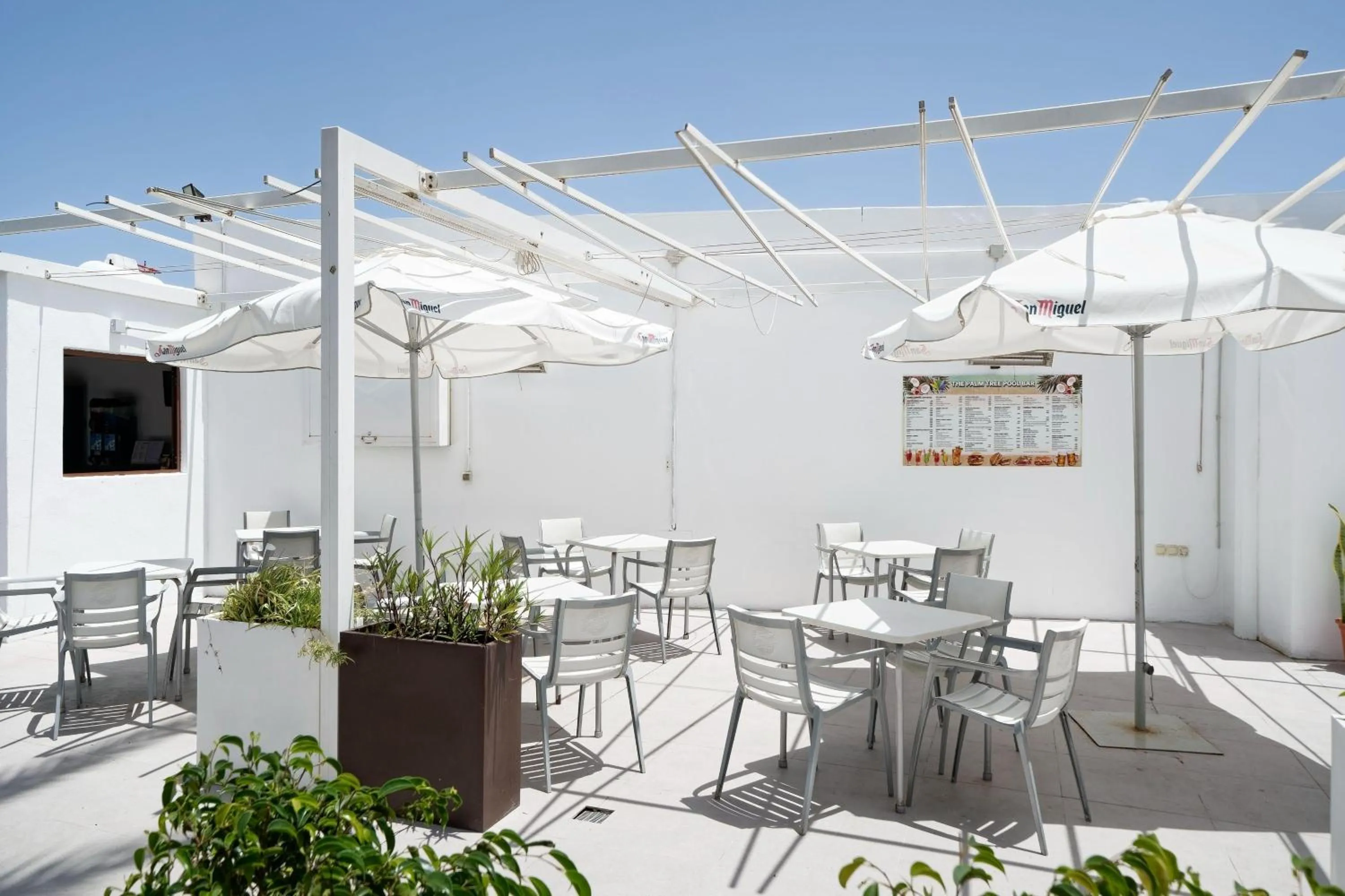 Lounge or bar in Labranda Playa Club