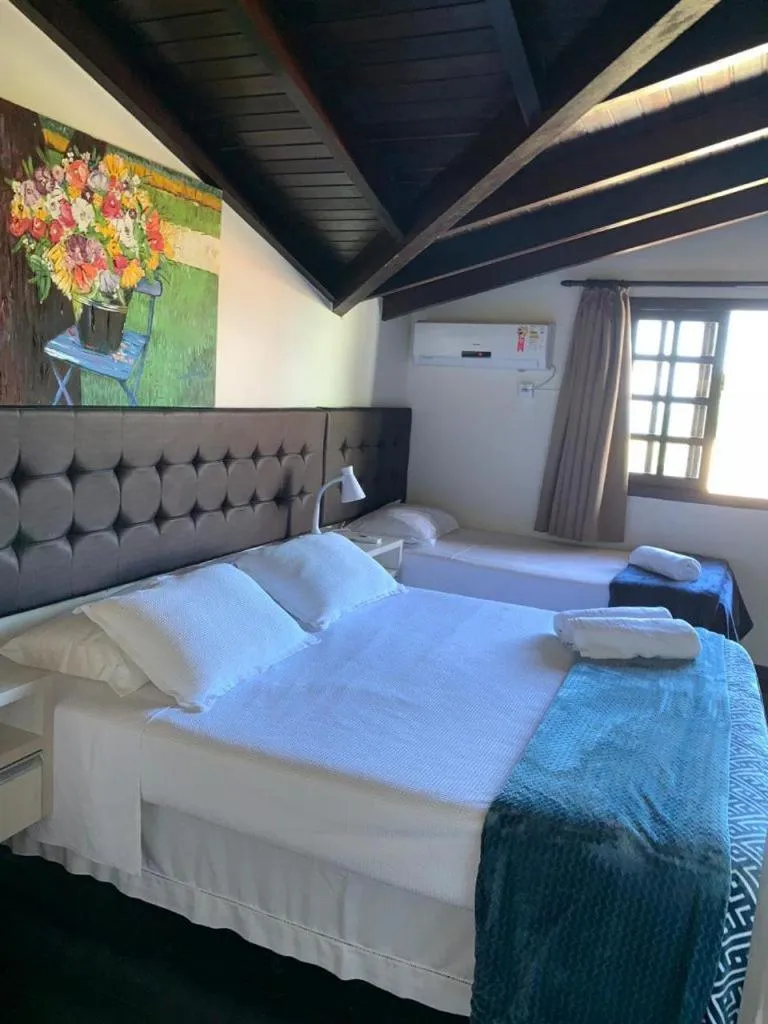 Photo of the whole room in Pousada Solar dos Girassóis