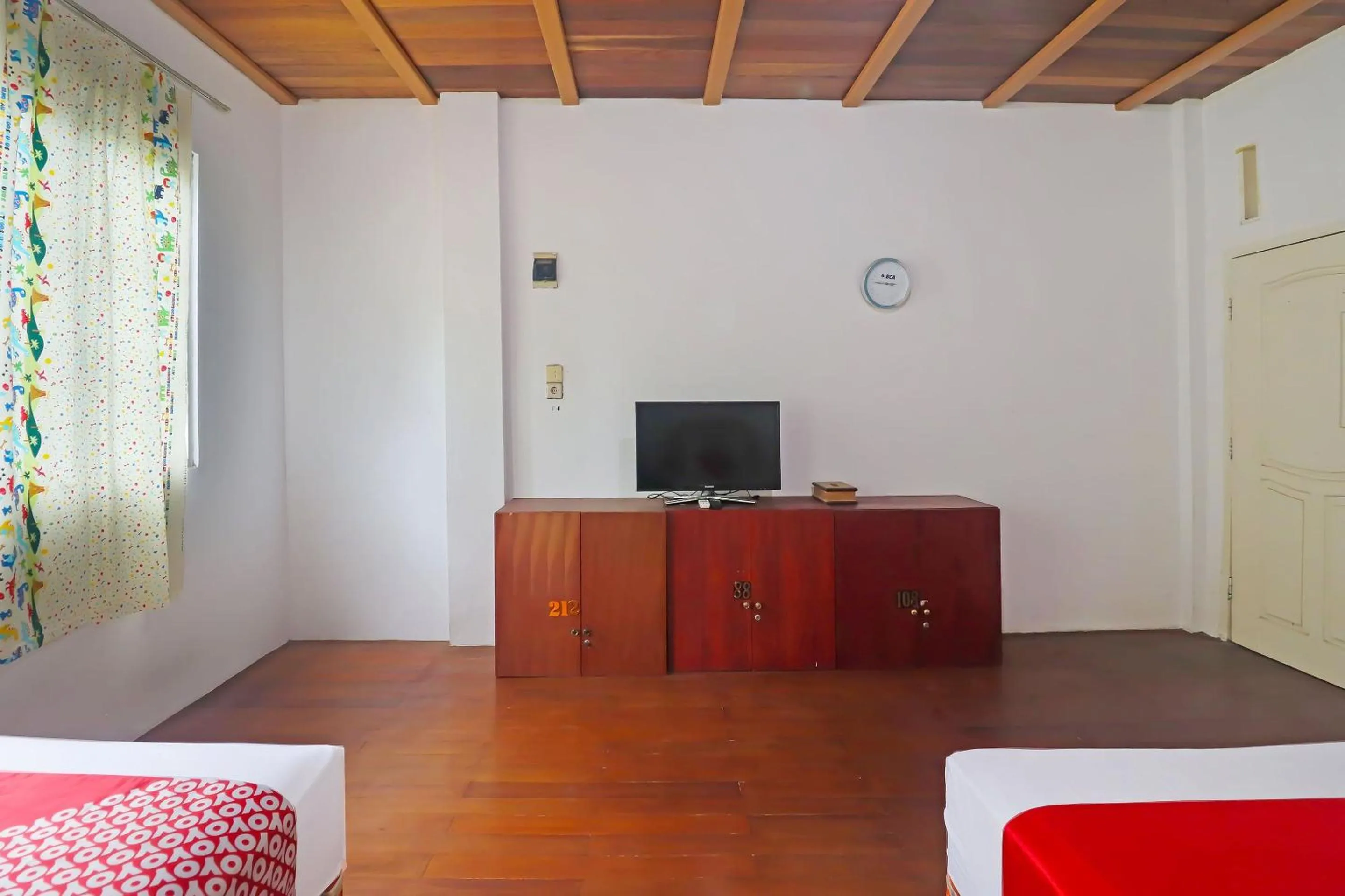 Bedroom in OYO 91807 Kemalasari Guesthouse