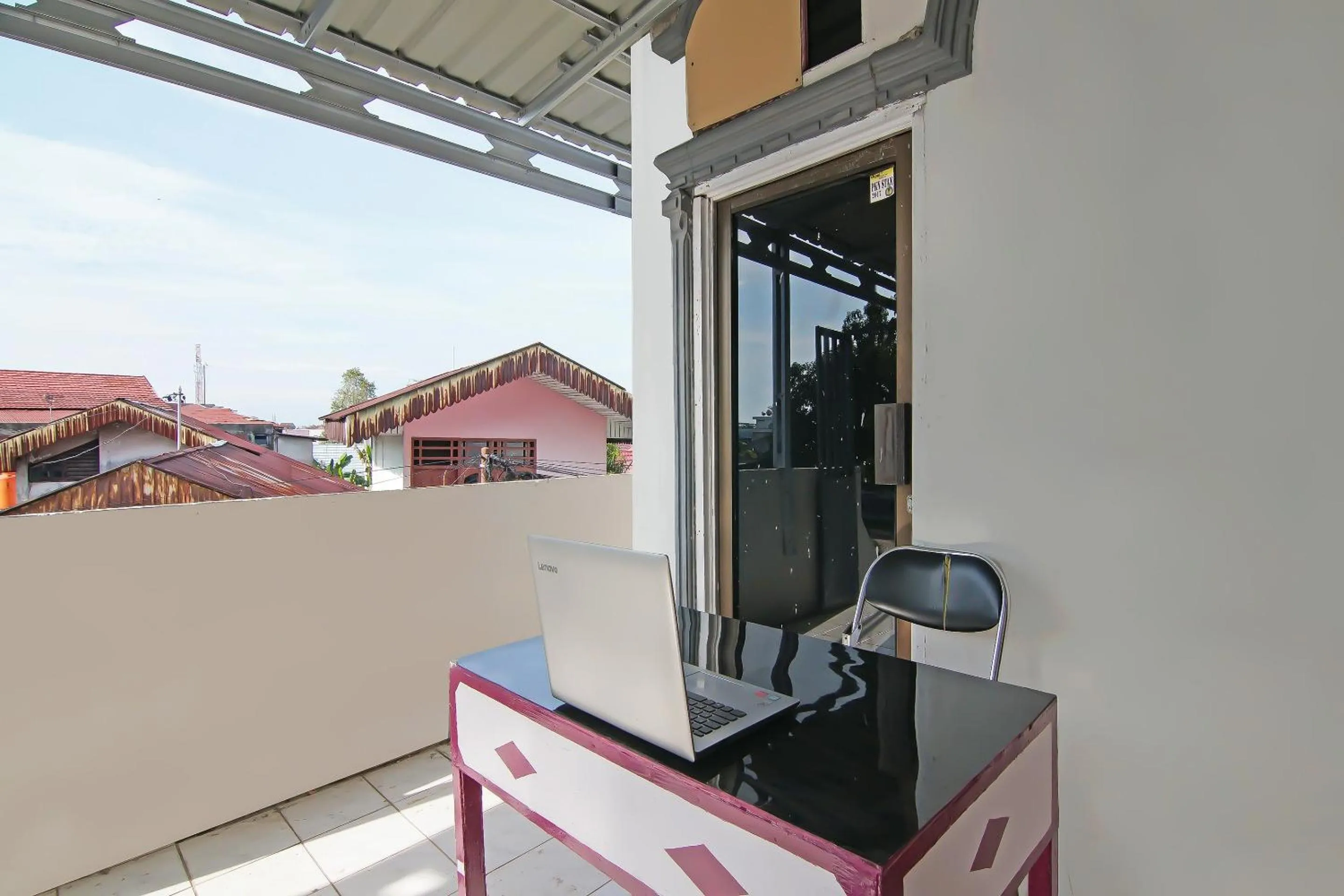 Lobby or reception in Hotel O Yoezef Homestay Syariah