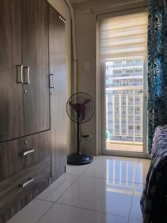 Shell Residences Homey Condo by DNJ