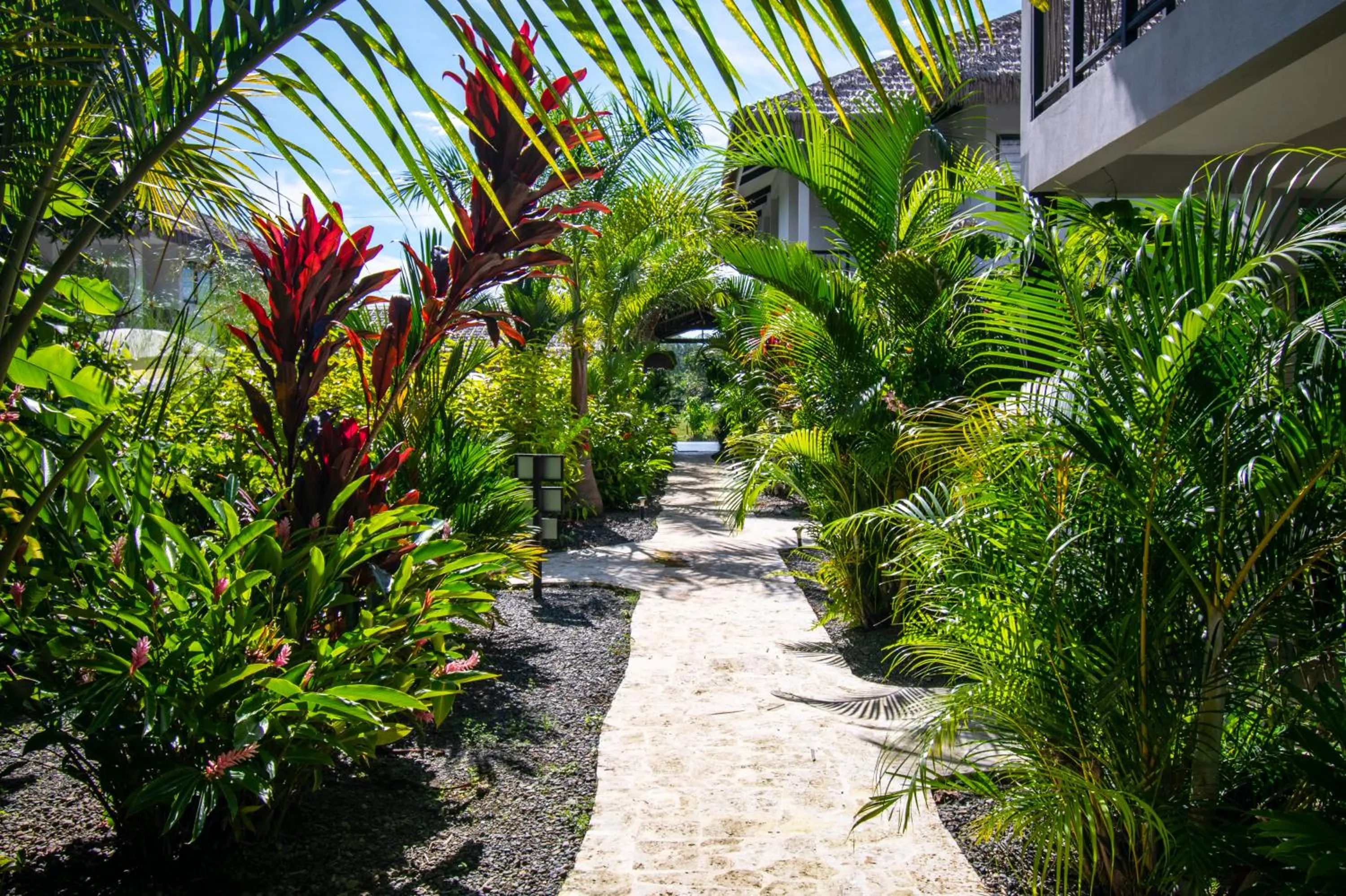 Swimming pool in Yuli Hotel