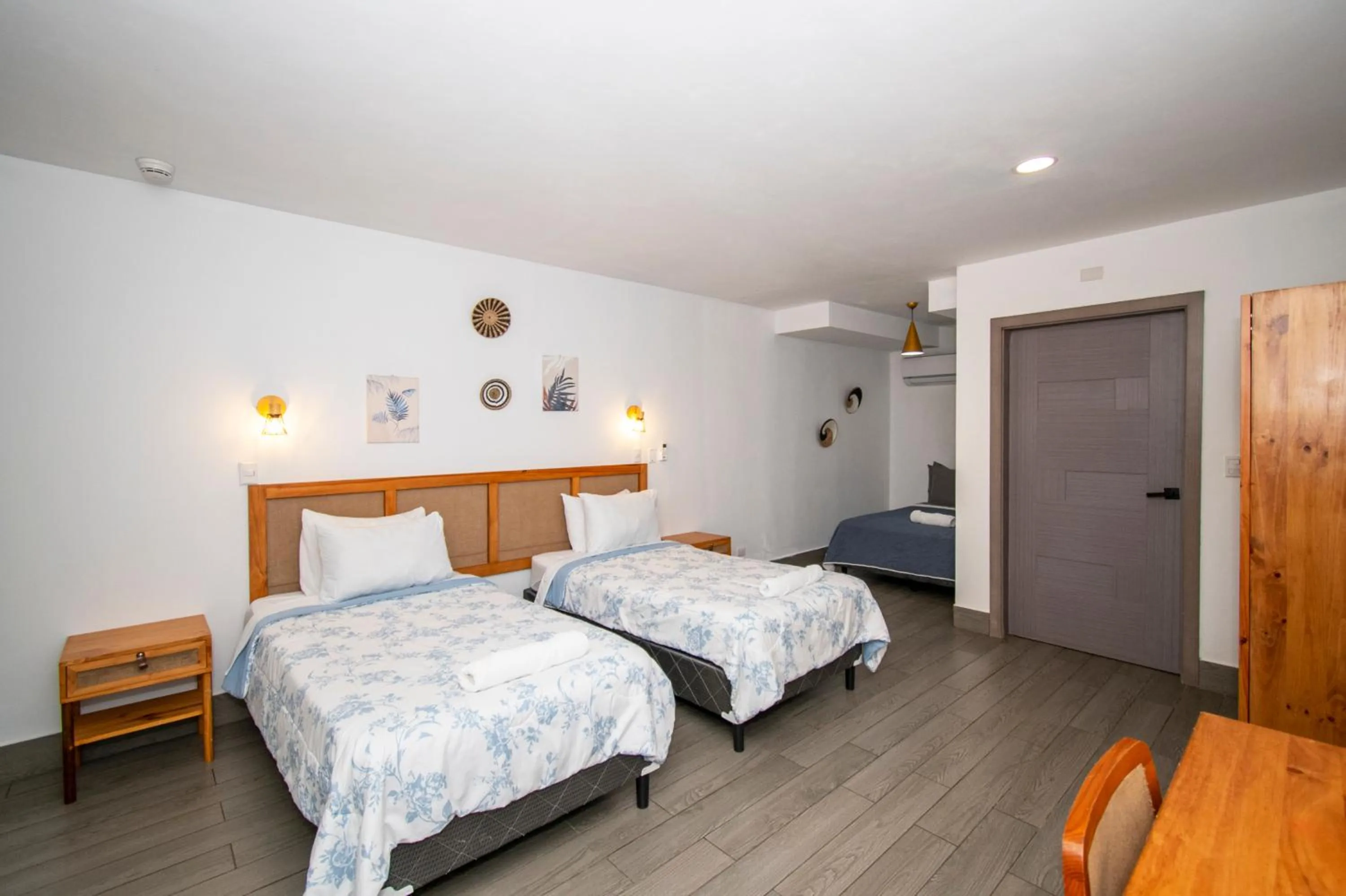 Property building, Bed in Yuli Hotel