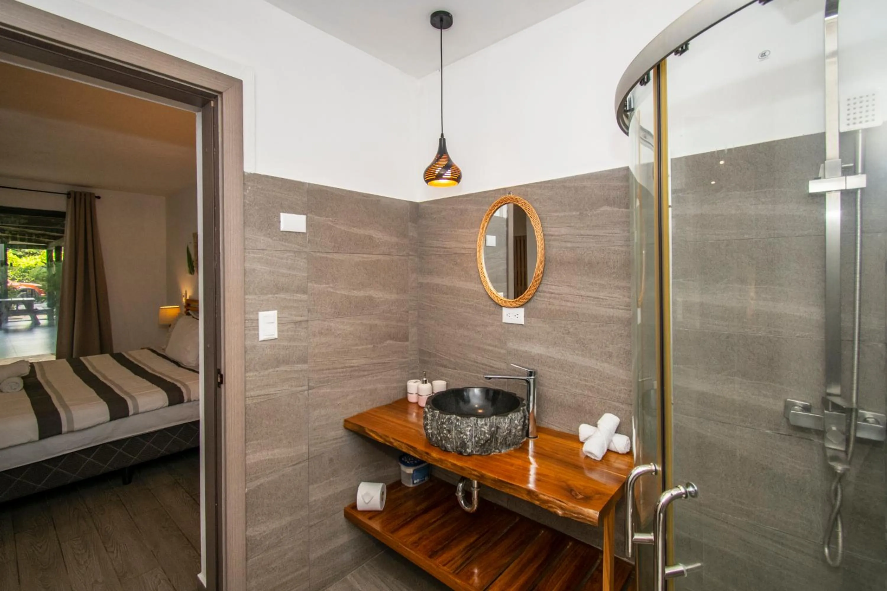 Property building in Yuli Hotel