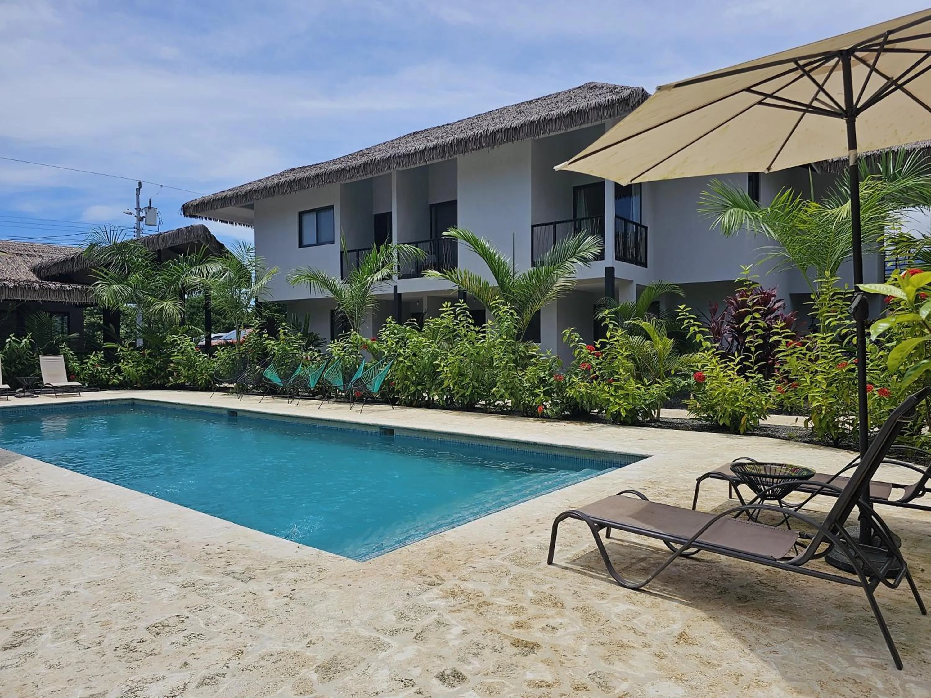 Swimming pool in Yuli Hotel