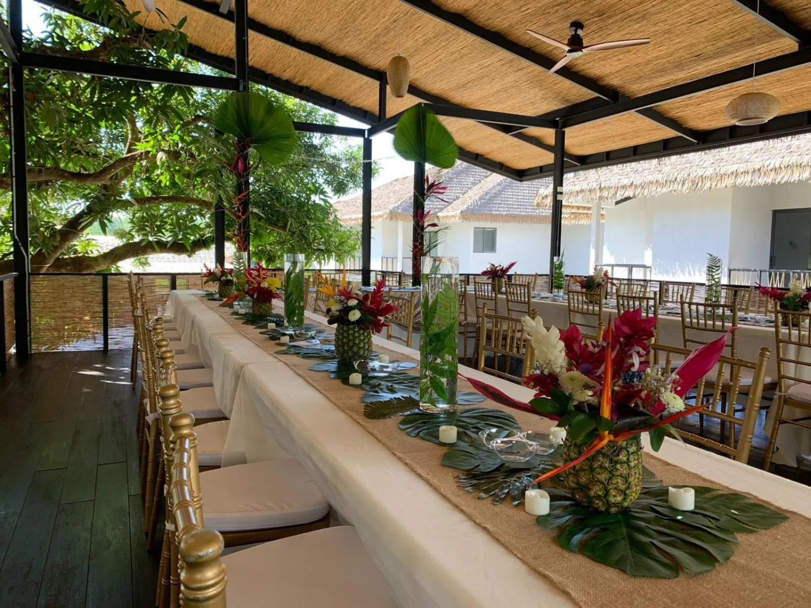 Restaurant/places to eat in Yuli Hotel