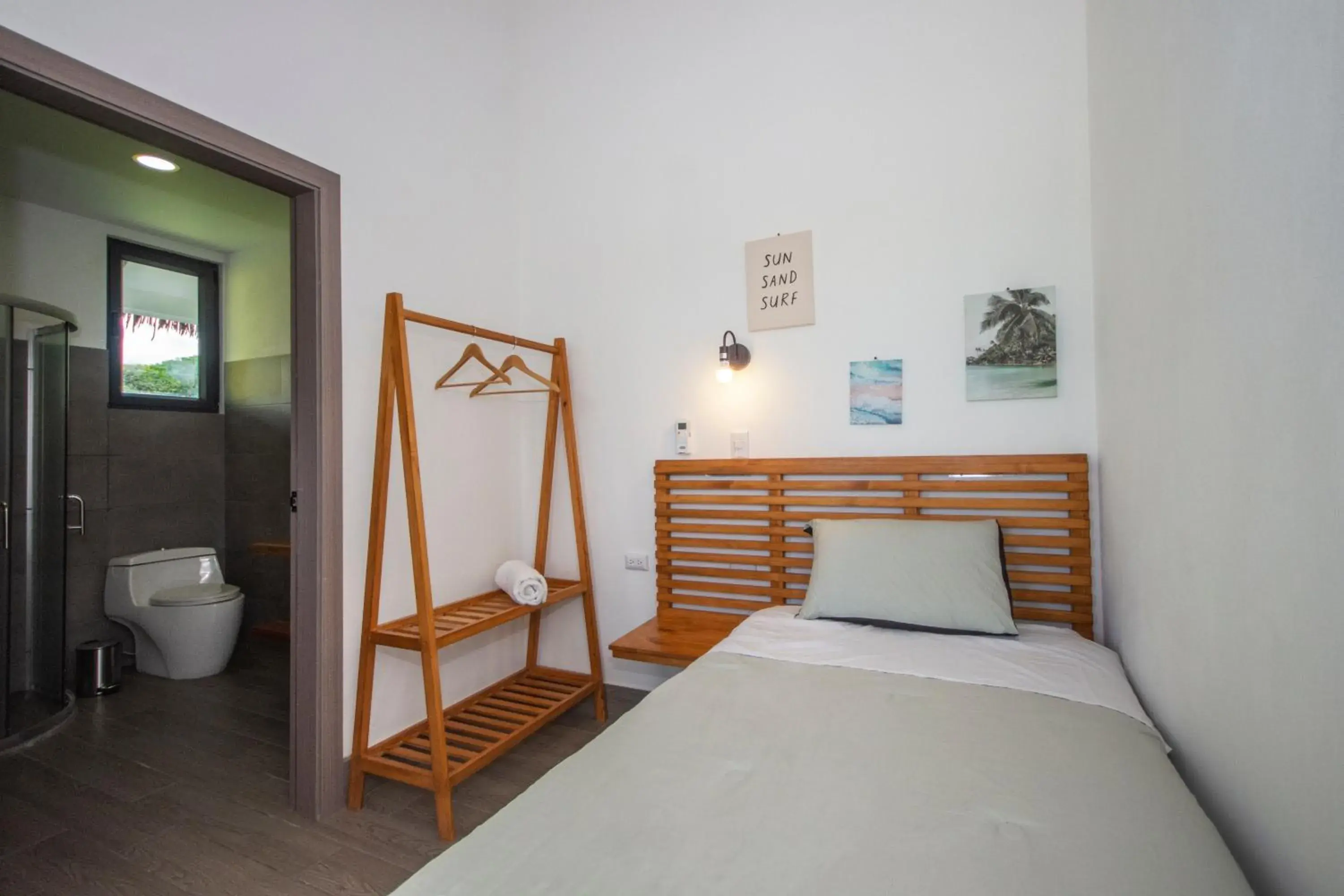 Single Room with Bathroom in Yuli Hotel Single Room with Bathroom in Yuli Hotel