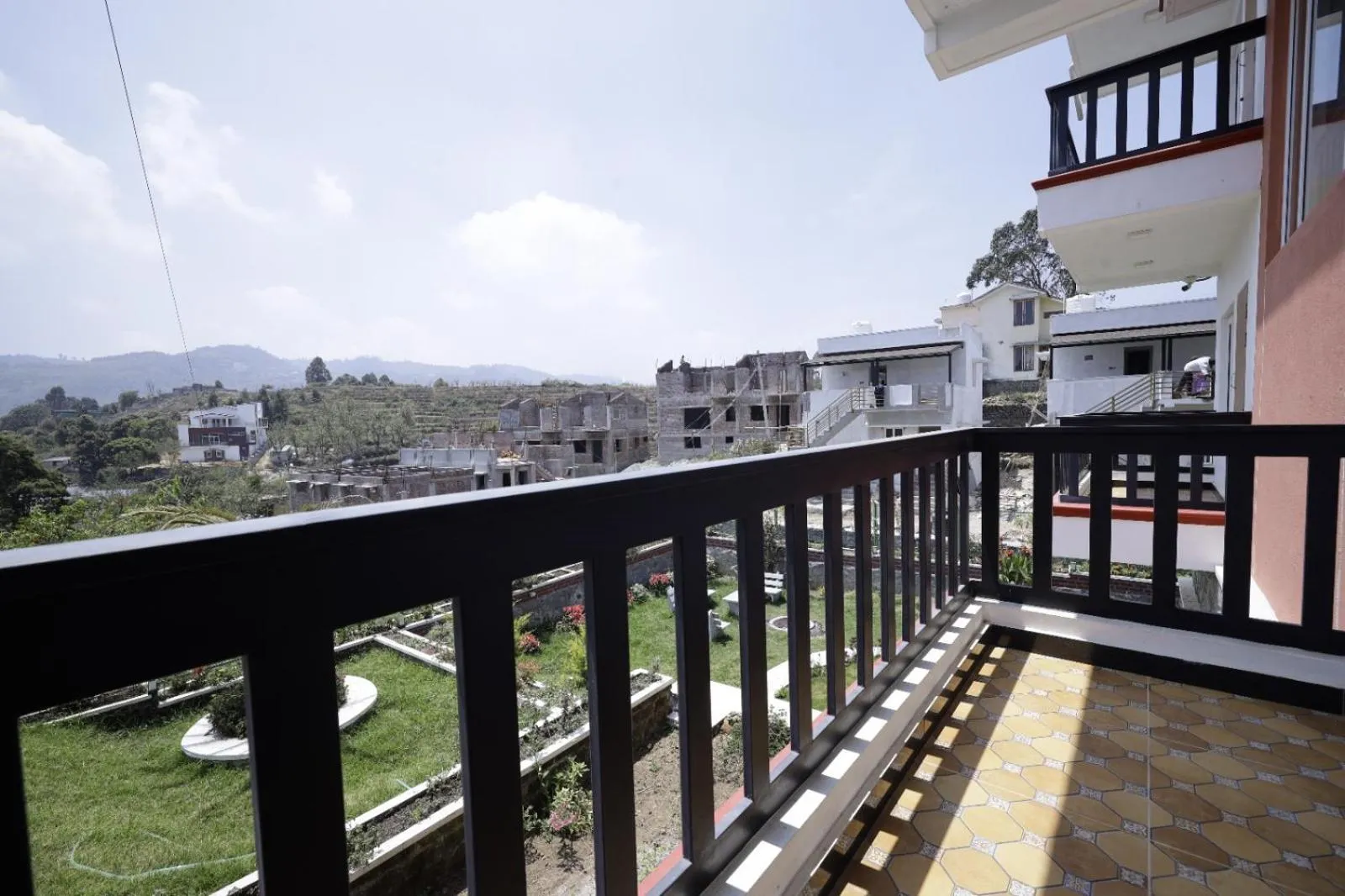 Balcony/Terrace in PURPLE ORCHID BY XACRO XPERIENCES