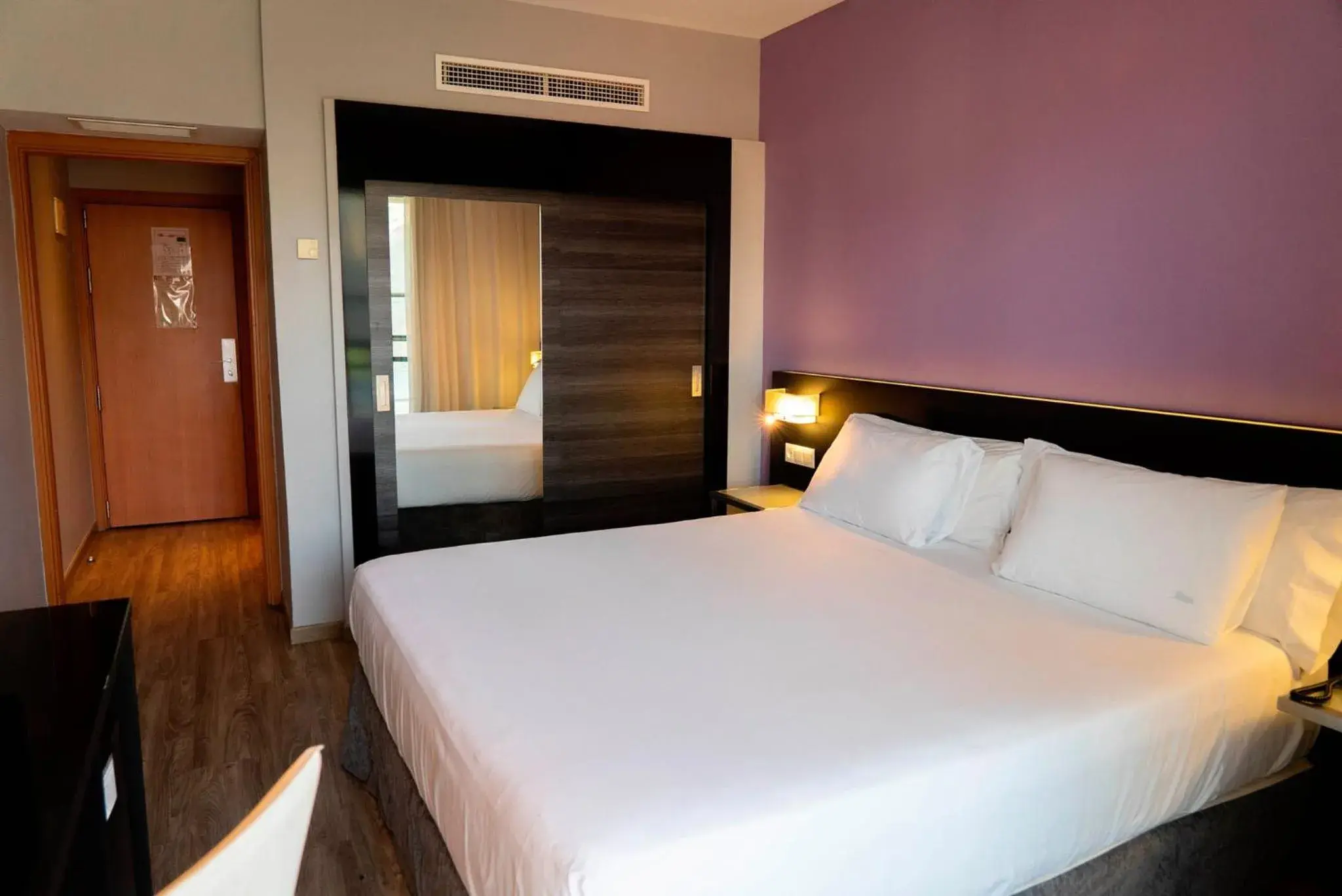 Superior Queen Room in Sercotel Córdoba Medina Azahara Superior Queen Room in Sercotel Córdoba Medina Azahara