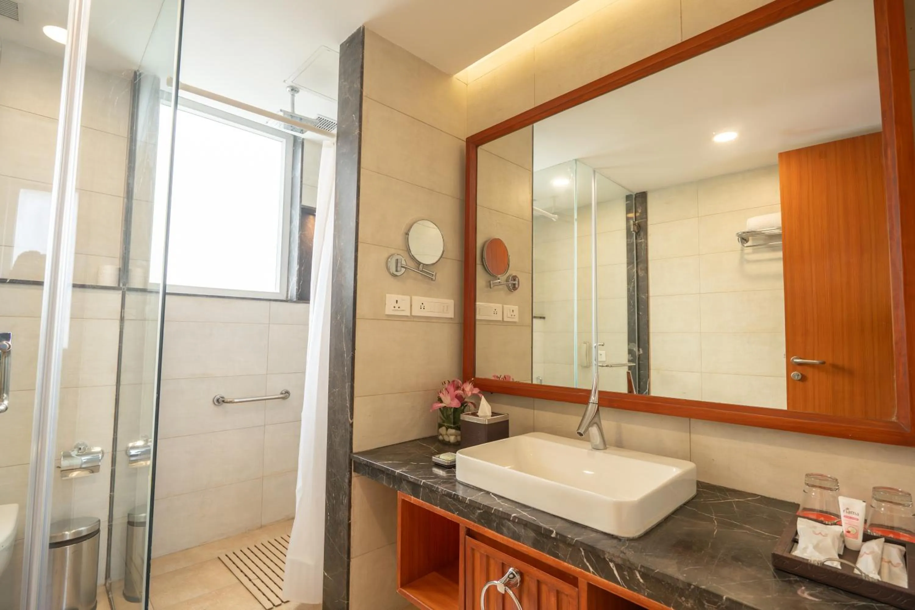 Shower in Welcomhotel By ITC Hotels, Jim Corbett