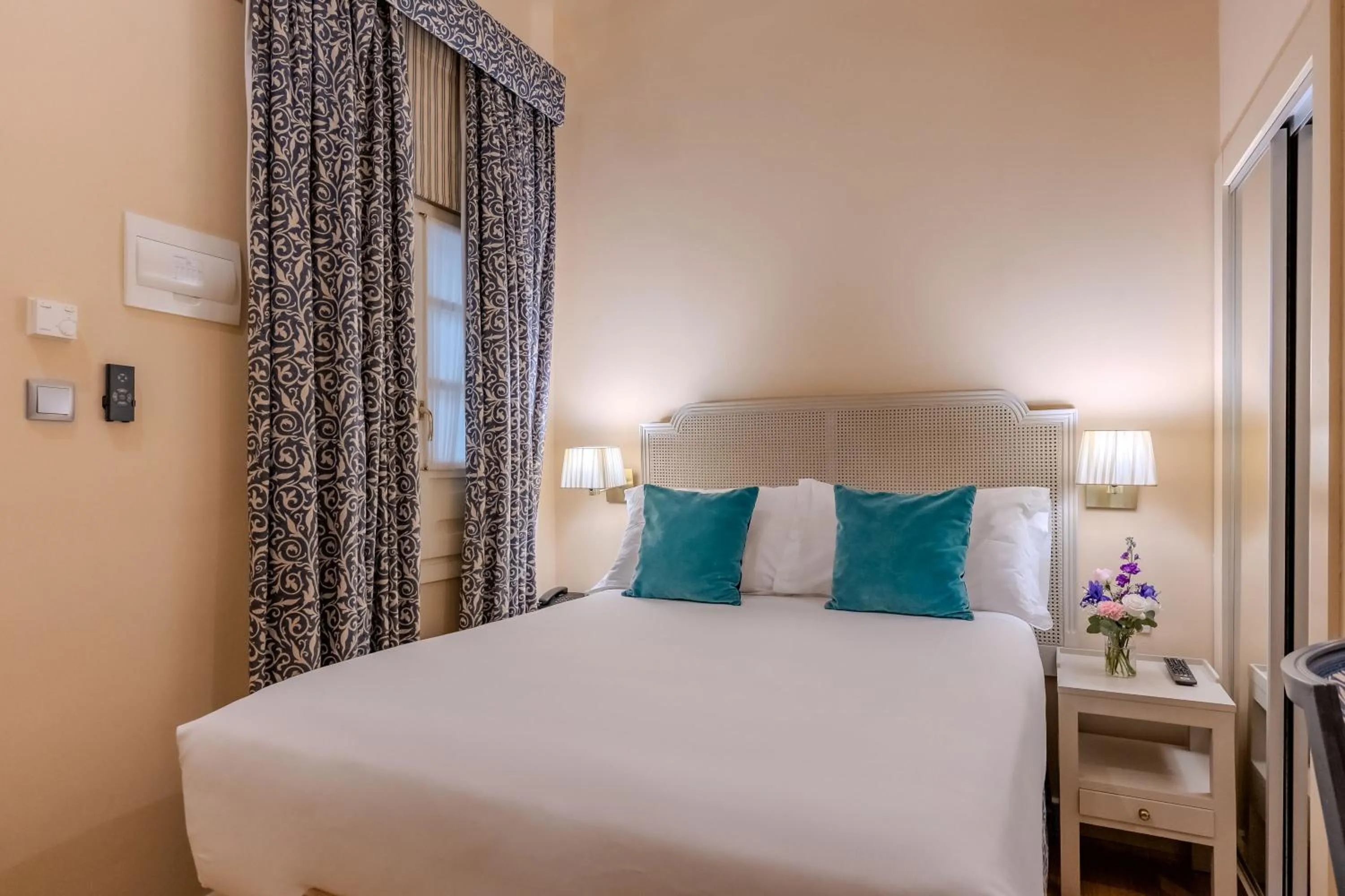 Bedroom, Bed in Casa Romana Hotel Boutique