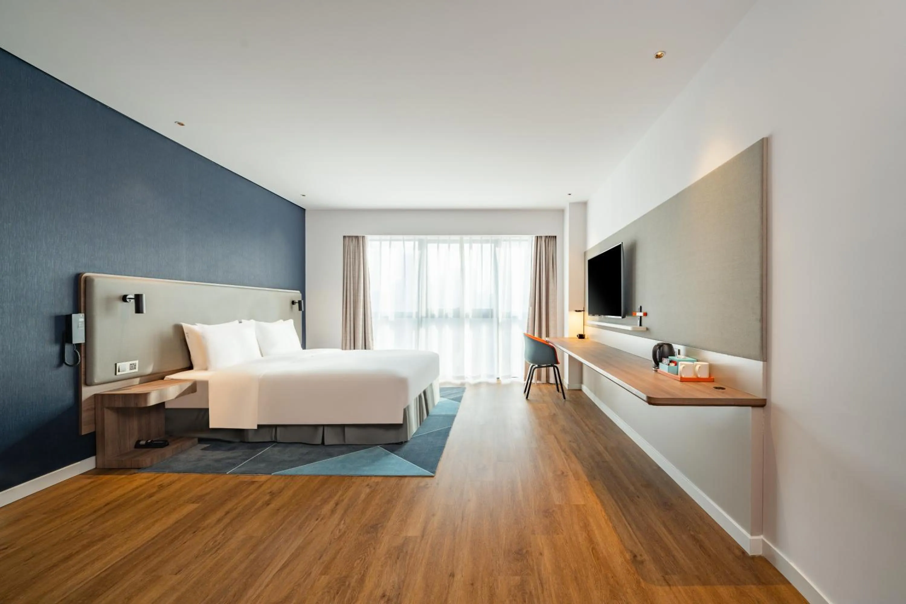 Photo of the whole room, Bed in Holiday Inn Express Xi'an Tuanjie South Road