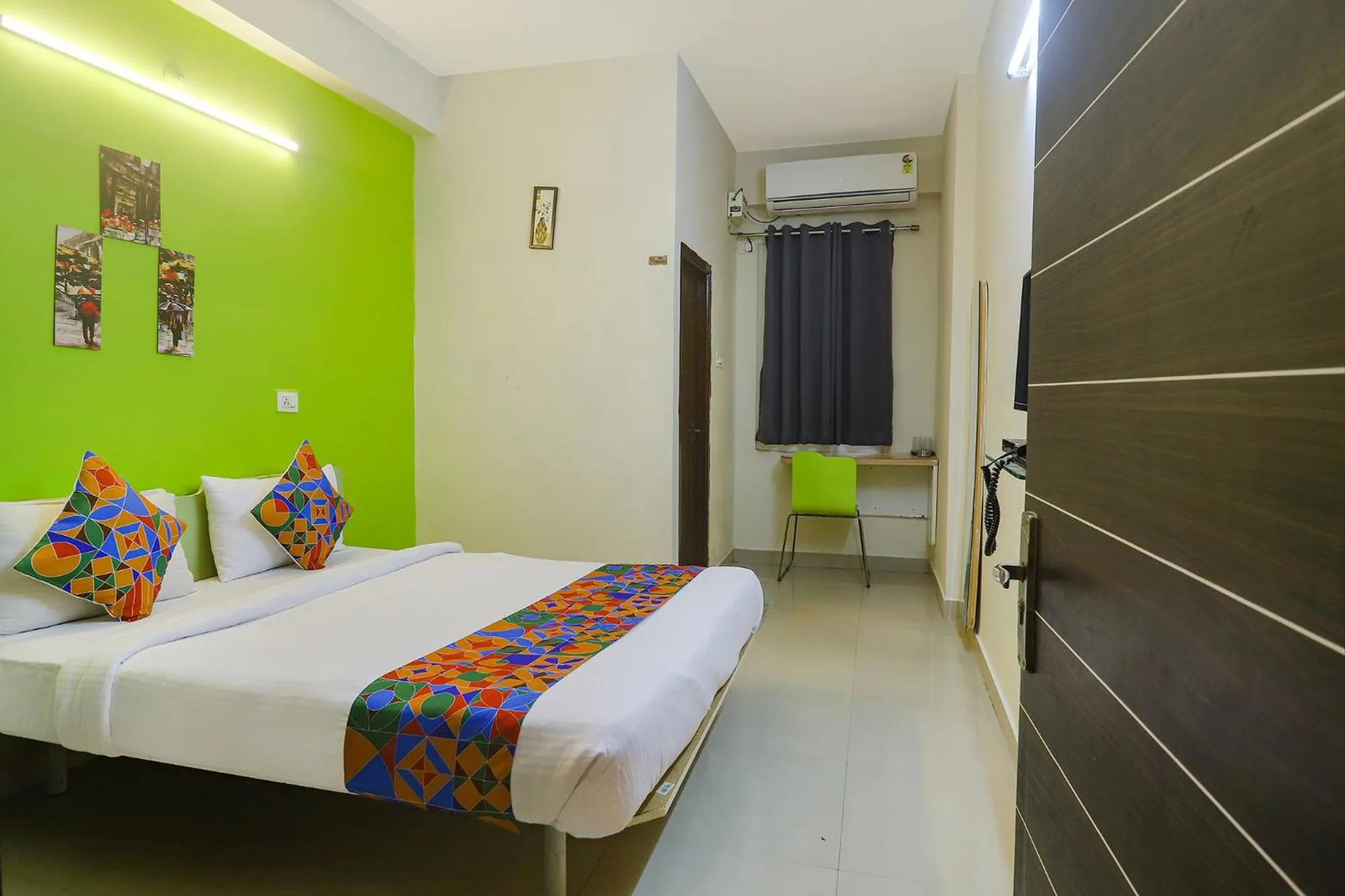 Photo of the whole room, Bed in FabHotel Broholic - Nr Biodiversity Complex, Gachibowli, Silpa Gram Craft Village, HITEC City