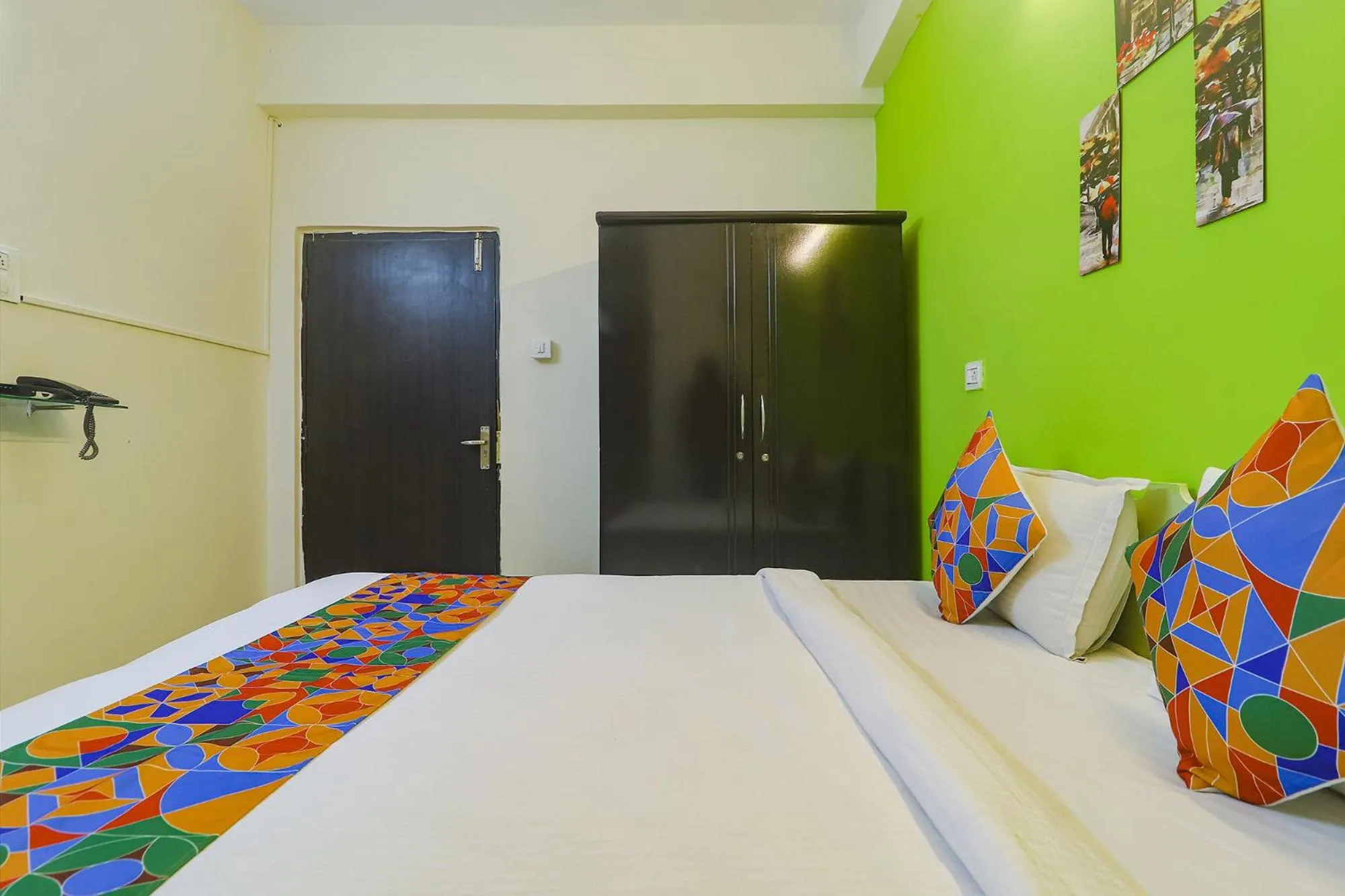 Photo of the whole room, Bed in FabHotel Broholic - Nr Biodiversity Complex, Gachibowli, Silpa Gram Craft Village, HITEC City
