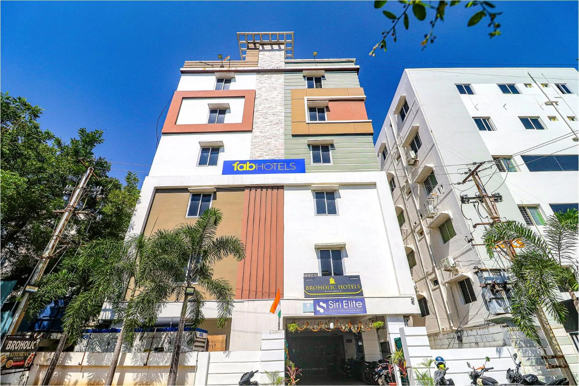 FabHotel Broholic - Nr Biodiversity Complex, Gachibowli, Silpa Gram Craft Village, HITEC City