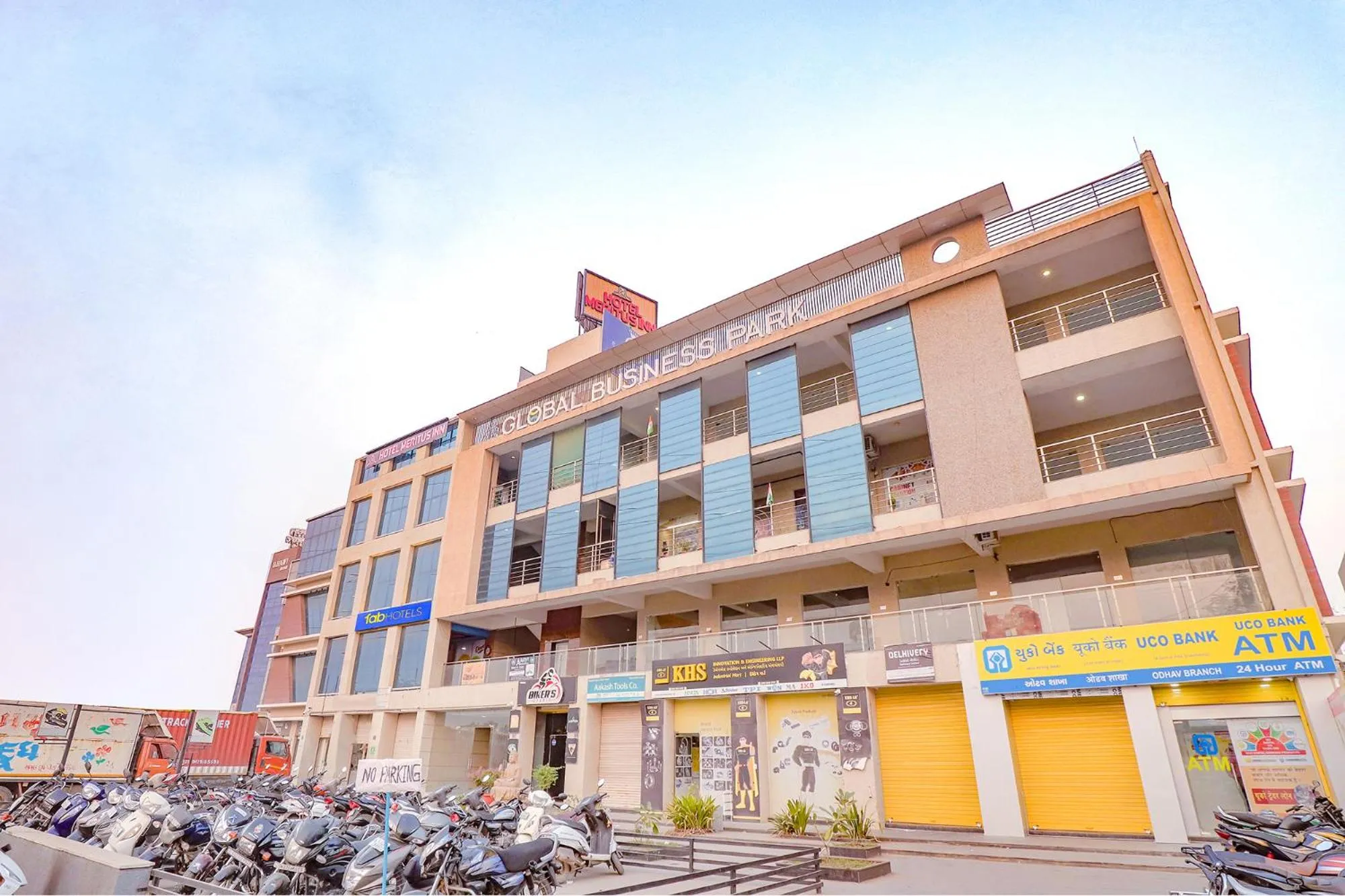 Property building in FabHotel Meritus Inn