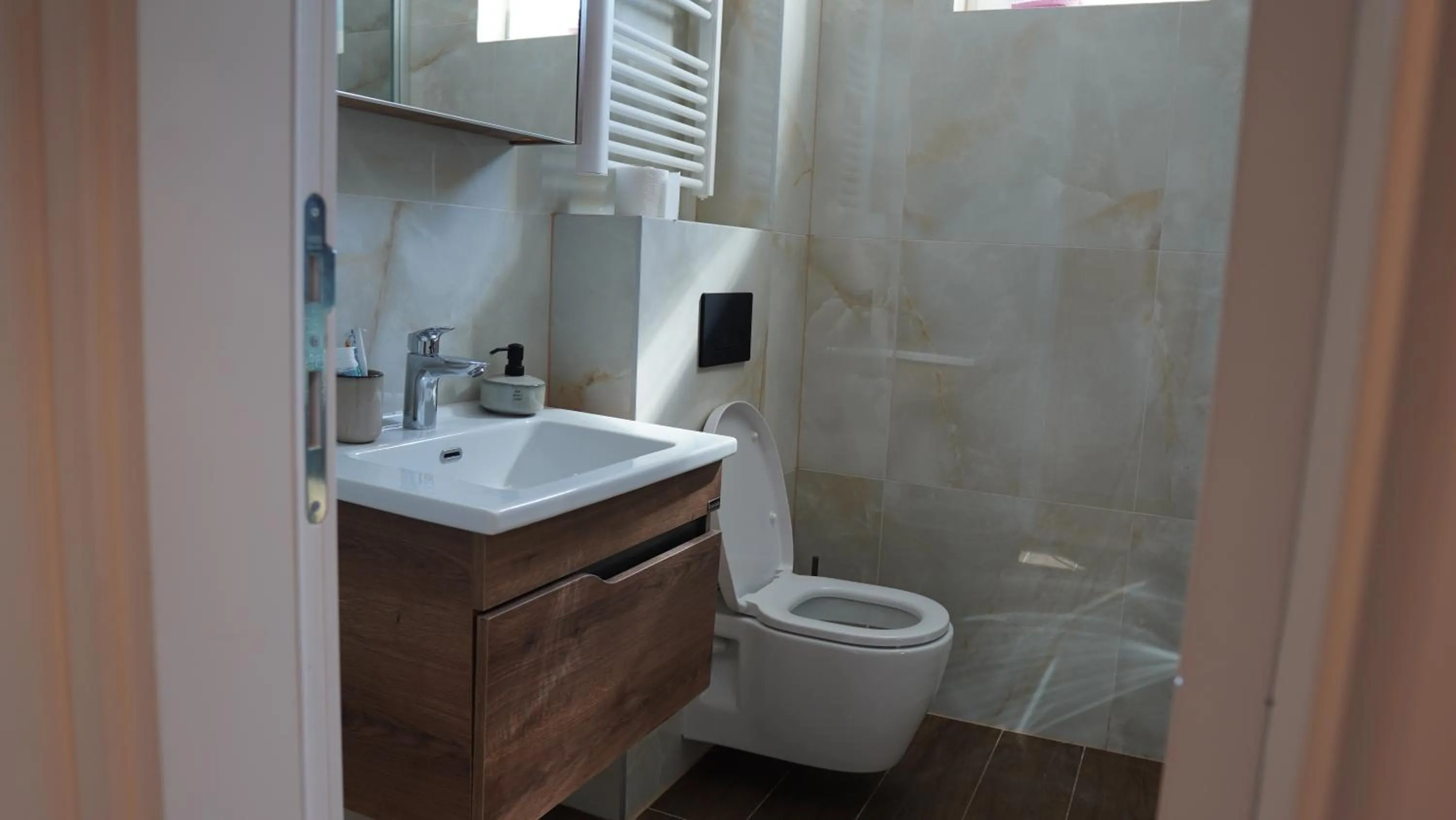 Toilet in Snjezna Dolina Resort - Jahorina