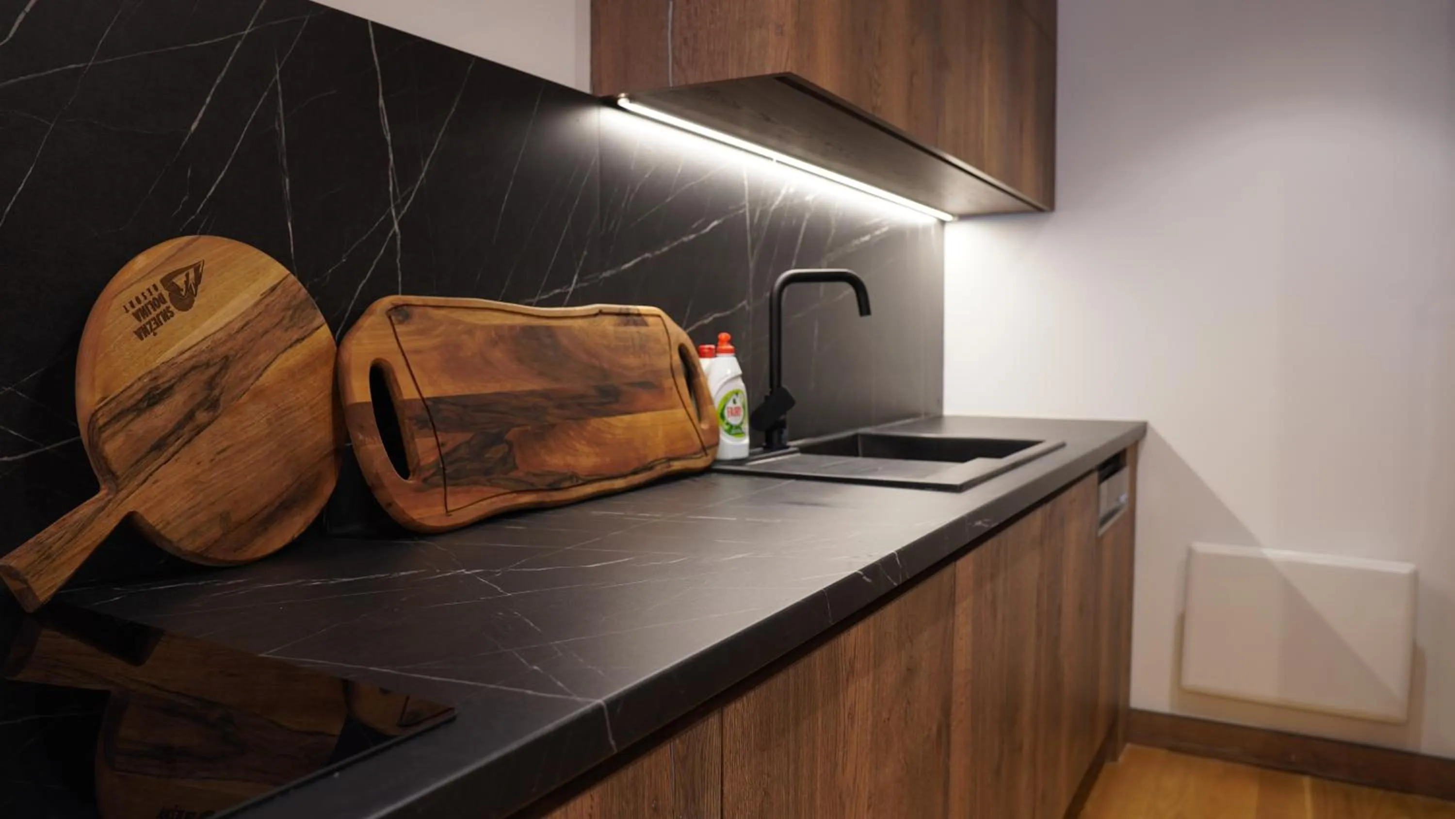 Kitchen or kitchenette in Snjezna Dolina Resort - Jahorina