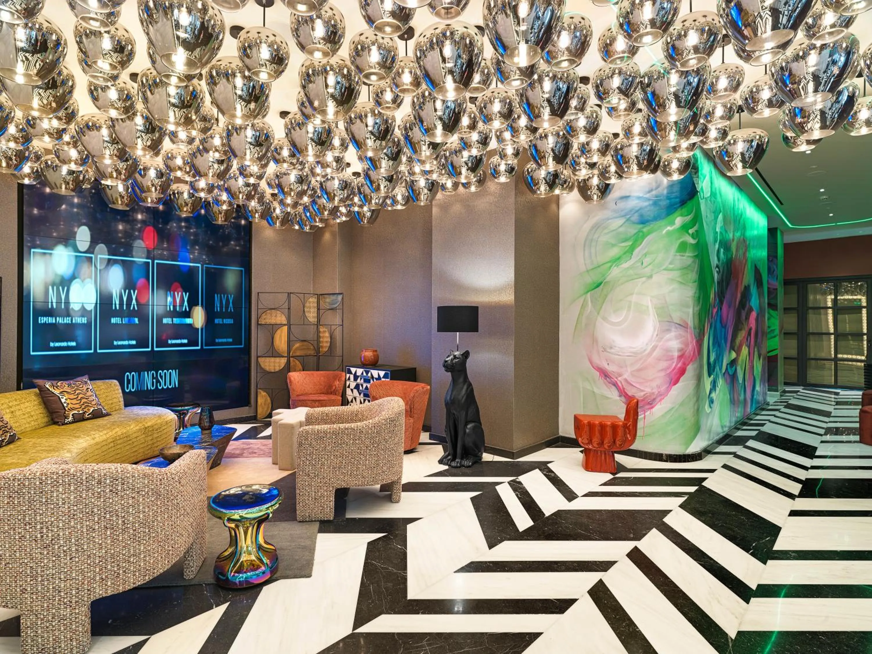 Lobby or reception in NYX Esperia Palace Hotel Athens by Leonardo Hotels