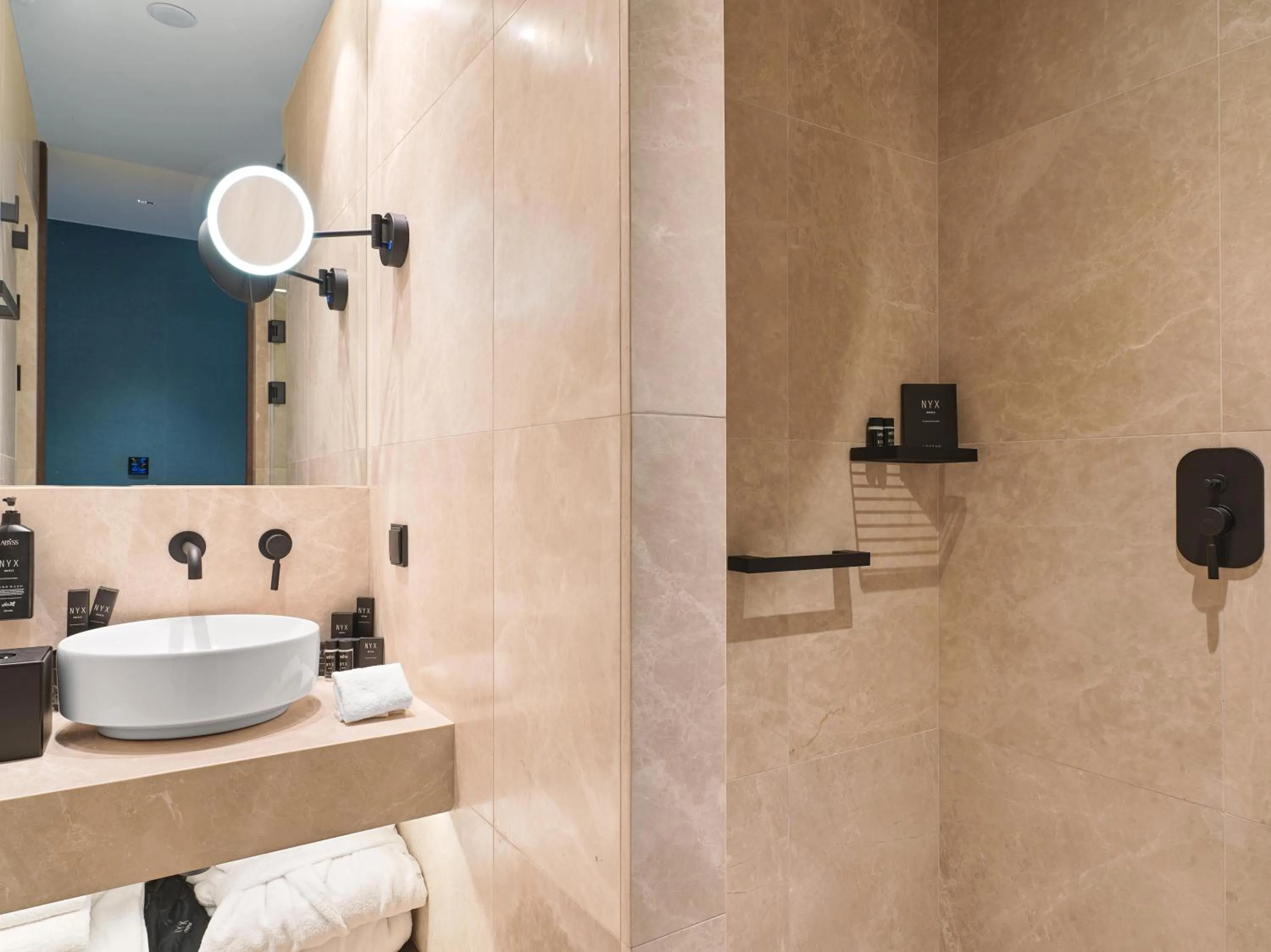 Bathroom in NYX Esperia Palace Hotel Athens by Leonardo Hotels