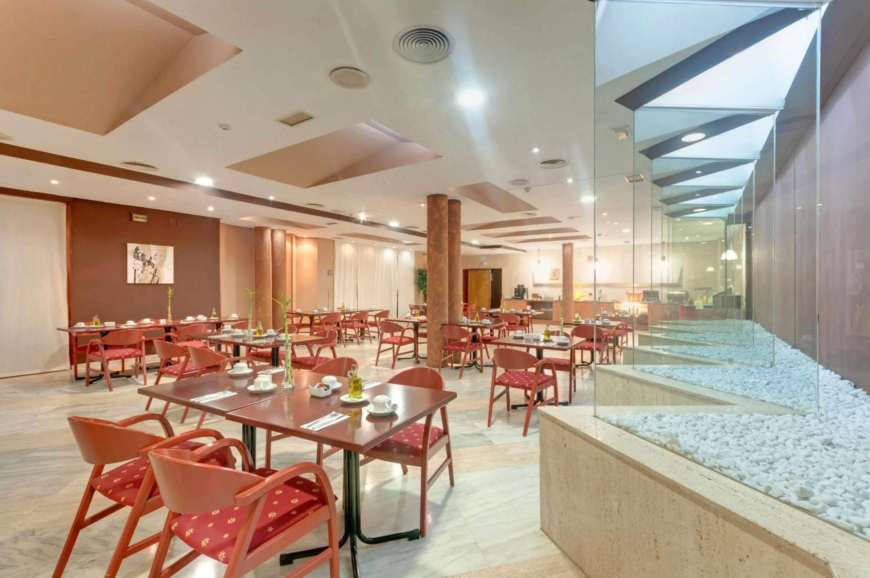 Restaurant/places to eat in Hotel Puertollano