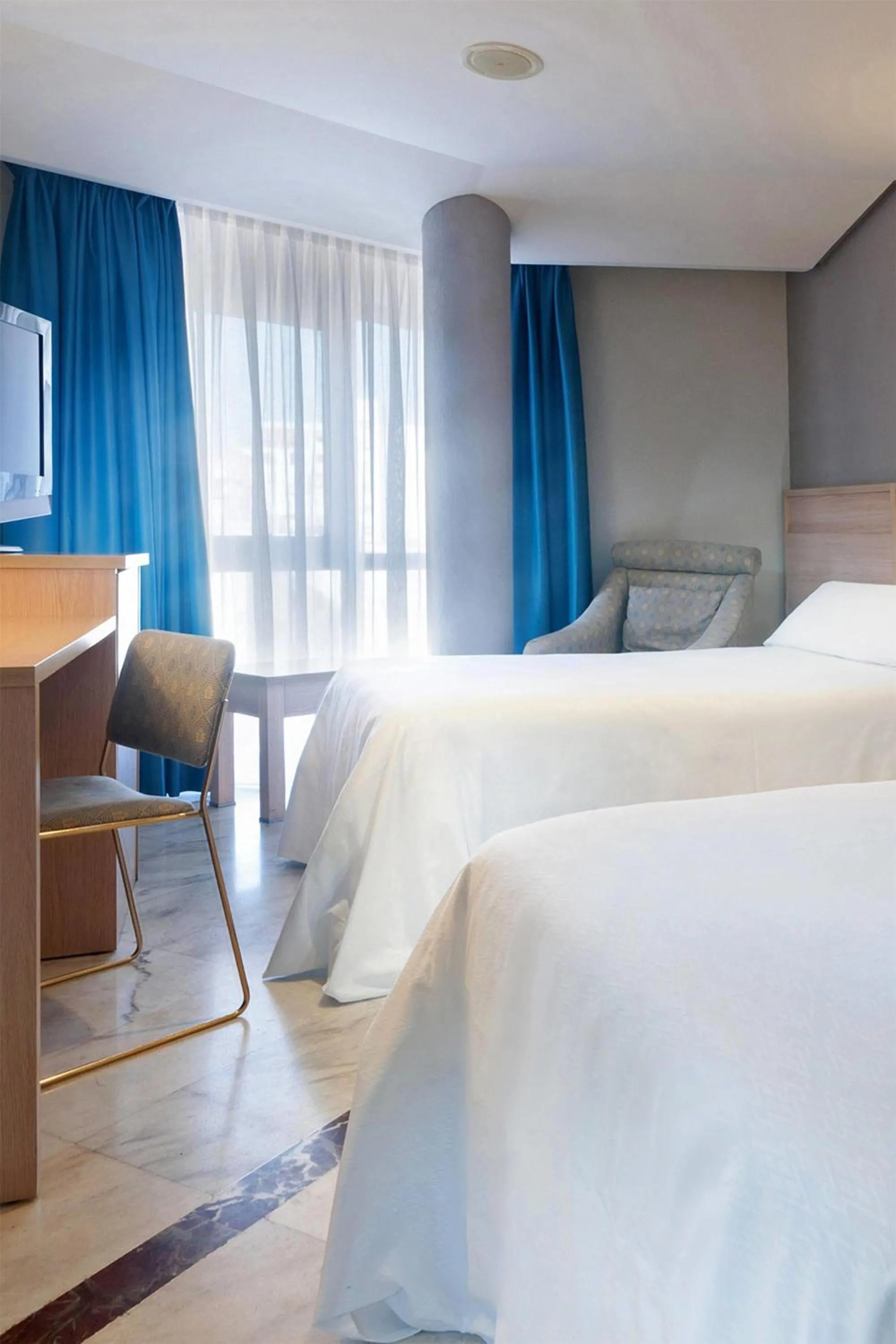 Bedroom, Bed in Hotel Puertollano