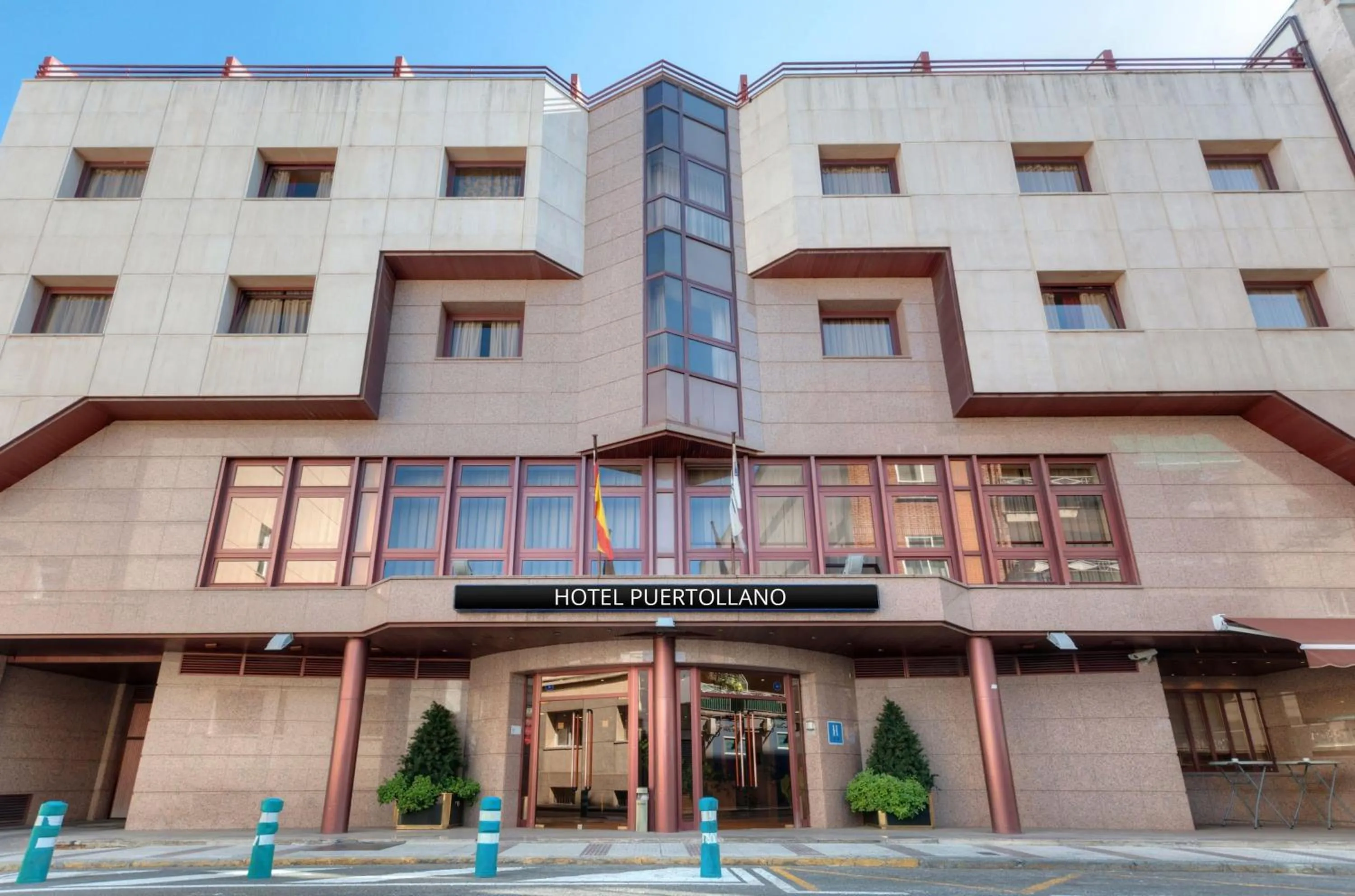 Property building in Hotel Puertollano