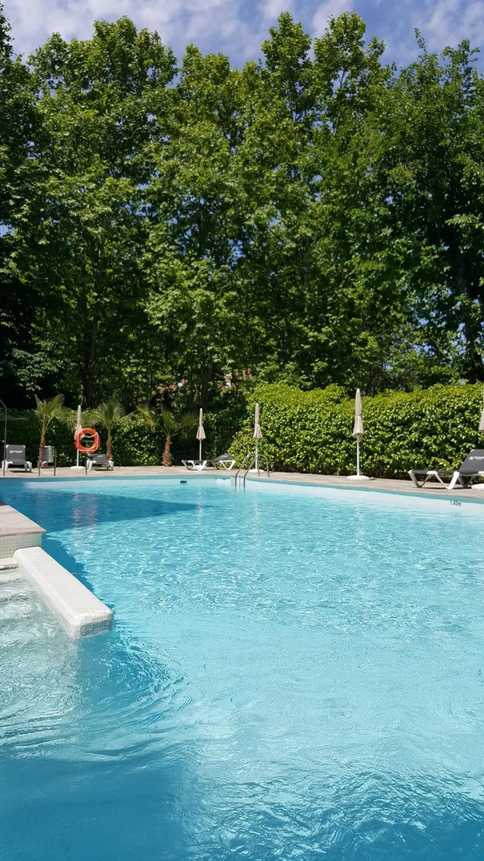 Swimming pool in Senator Barajas