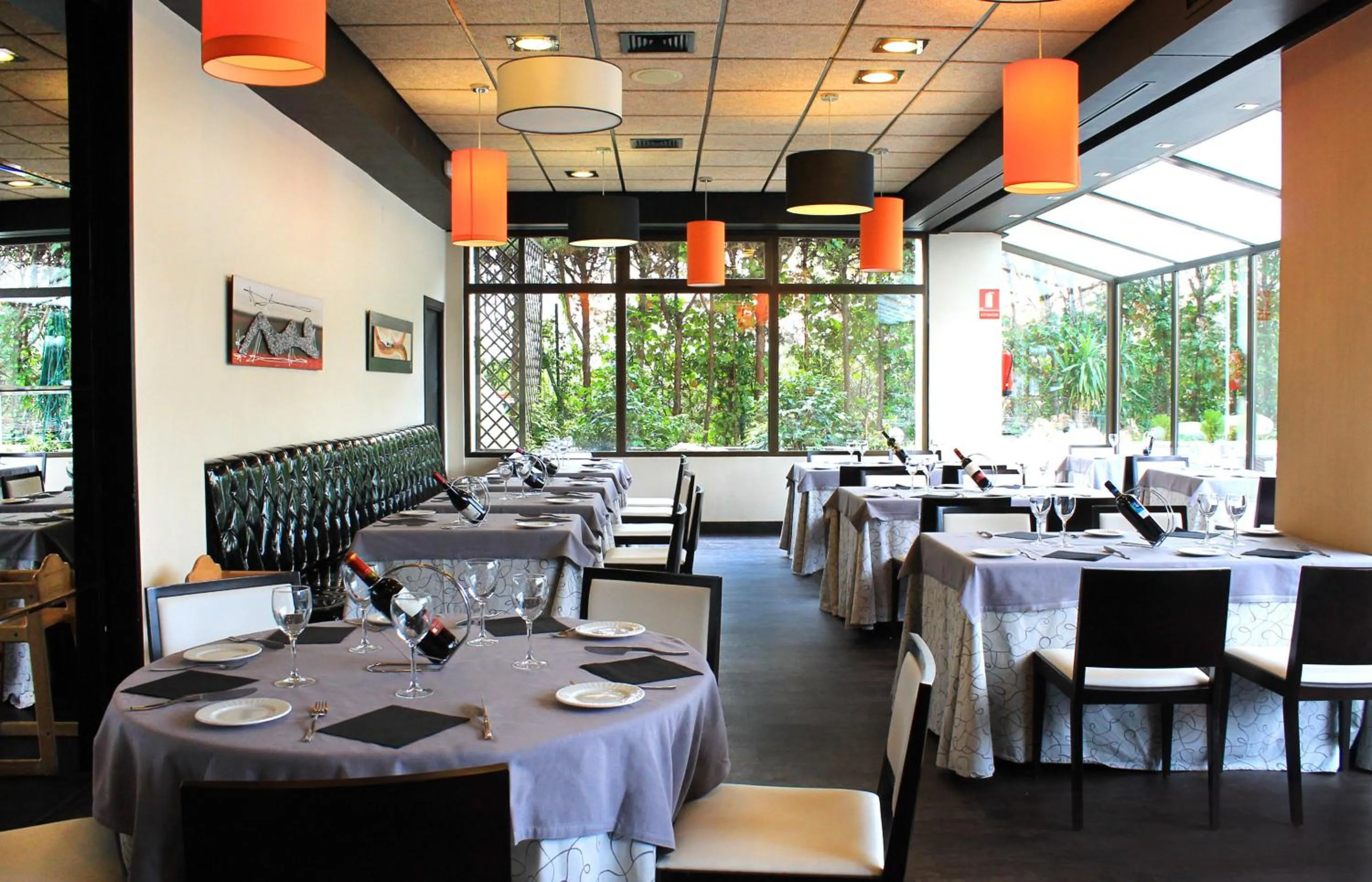 Restaurant/places to eat in Senator Barajas