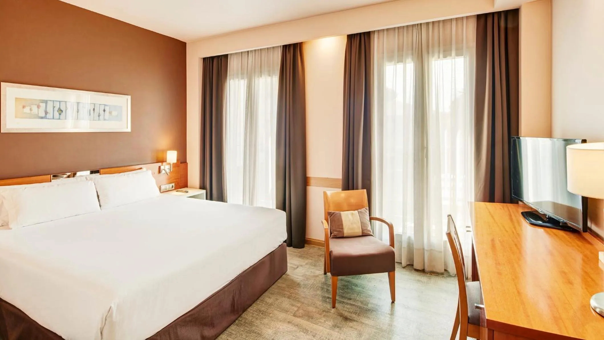 Photo of the whole room, Bed in Sercotel Alcalá 611