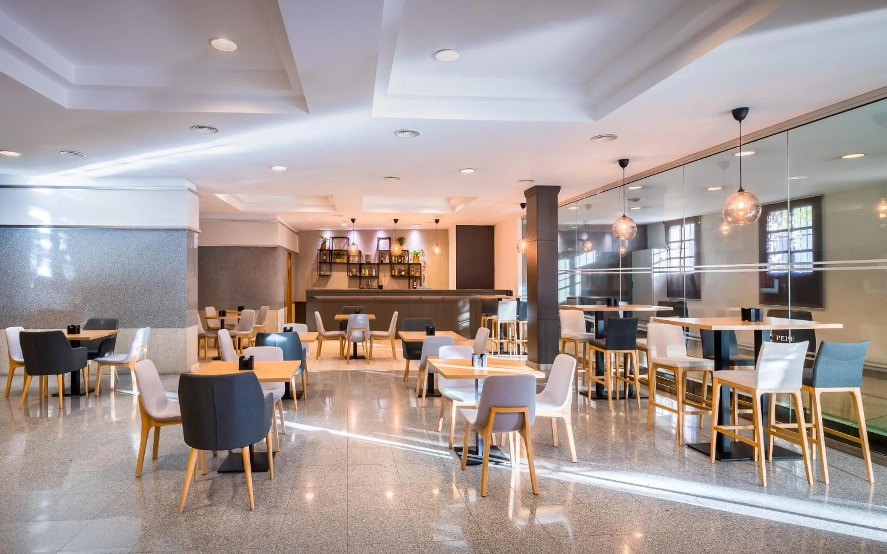 Lounge or bar in Hotel Jerez Centro