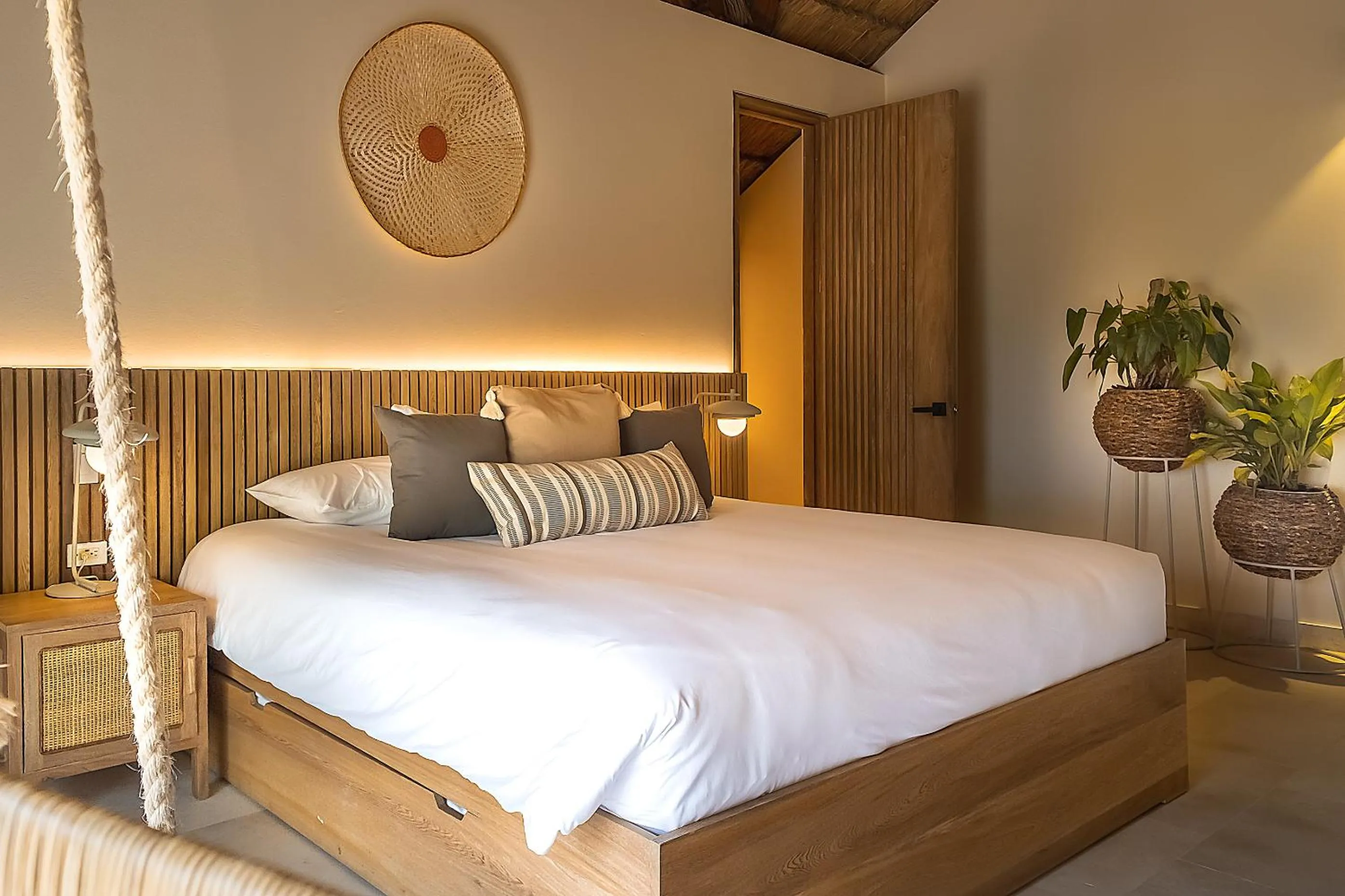 Bedroom, Bed in Hotel Aimarawa