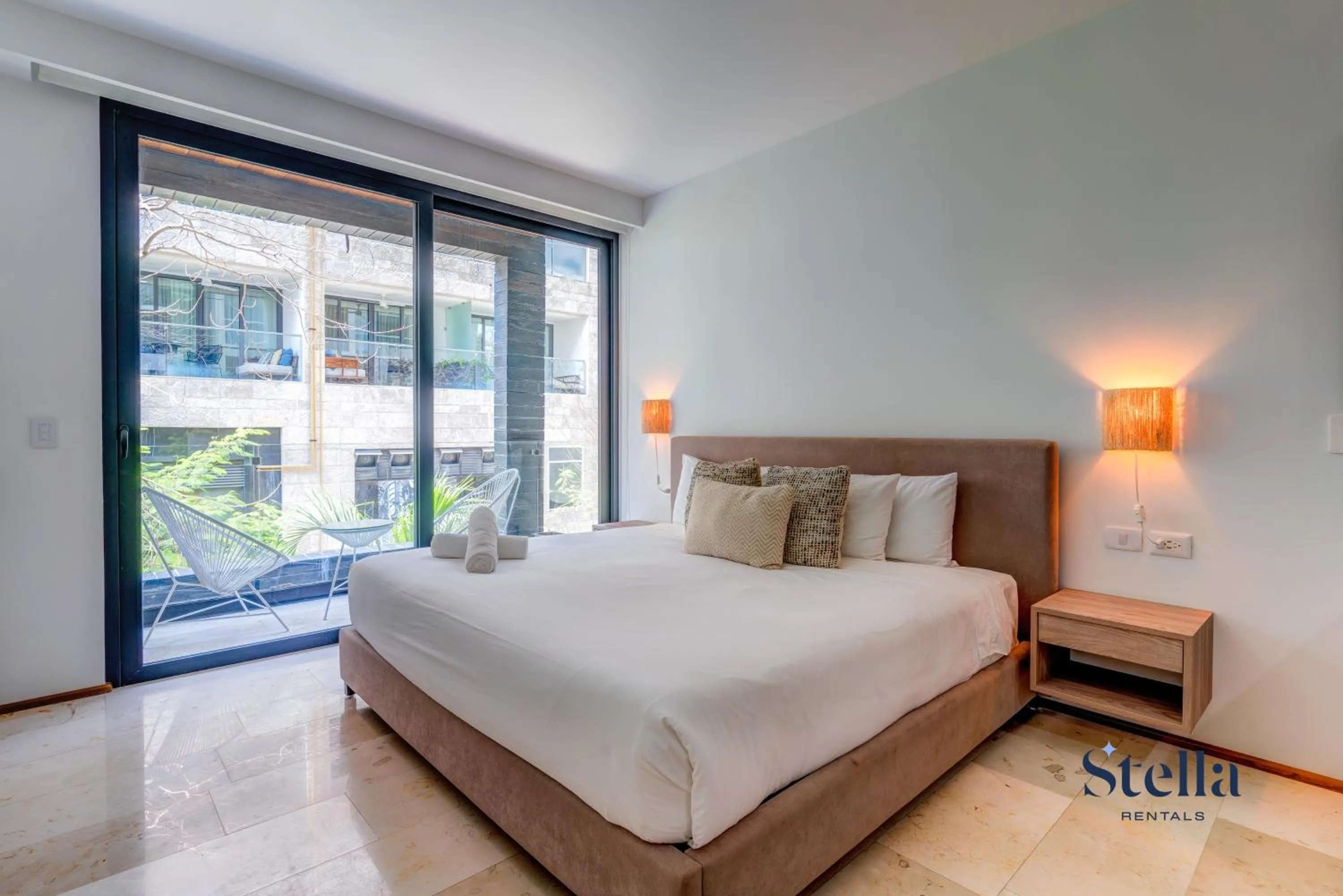 Bedroom, Bed in Oceanview Infinity Pool, Steps to 5th Ave & Beach