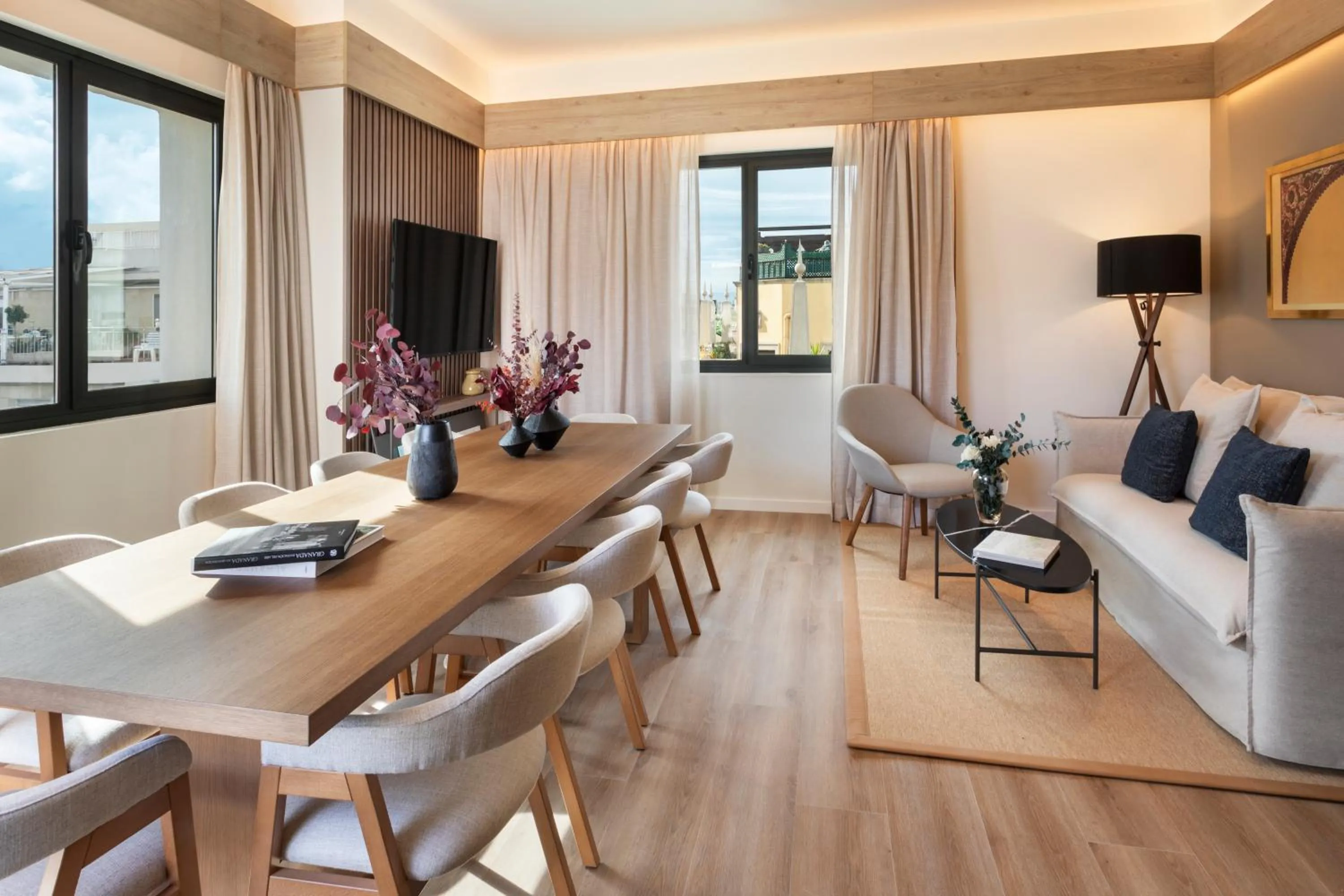 Bedroom in Meliá Granada